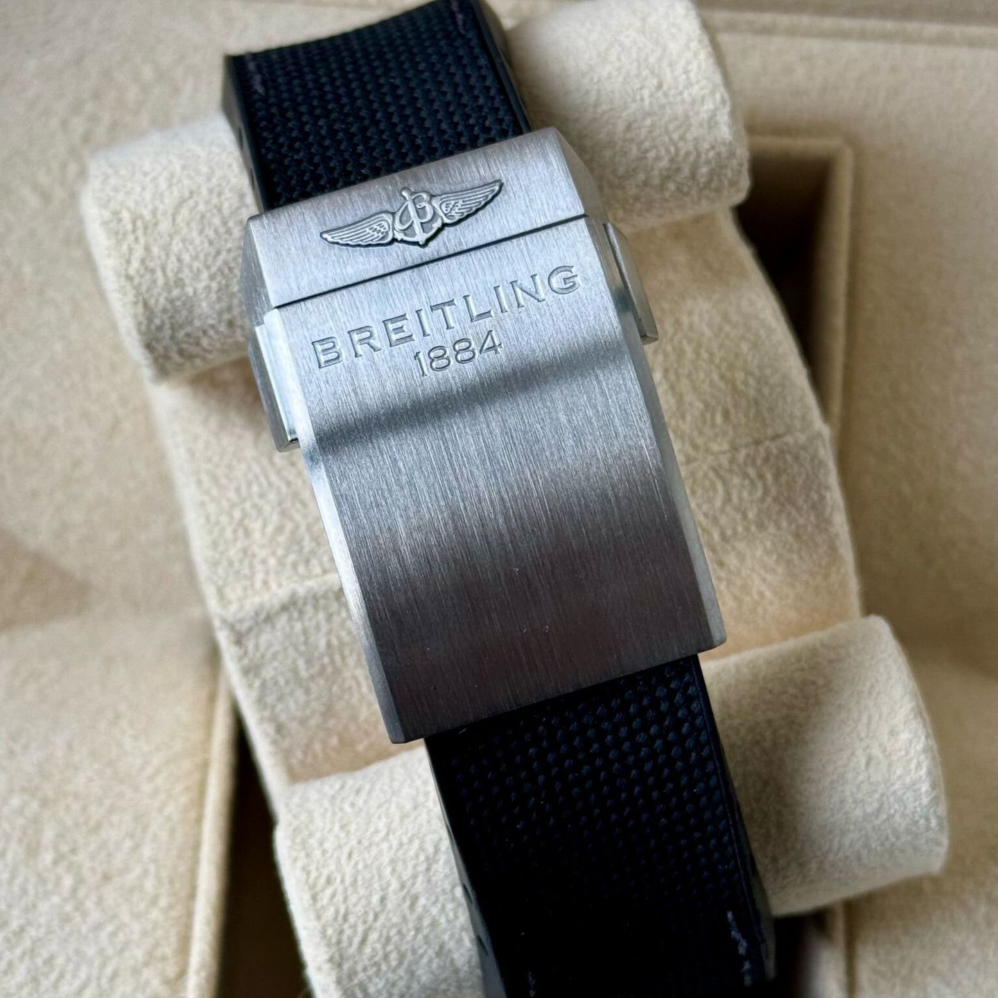 Breitling Avenger E73360 - (6/7)