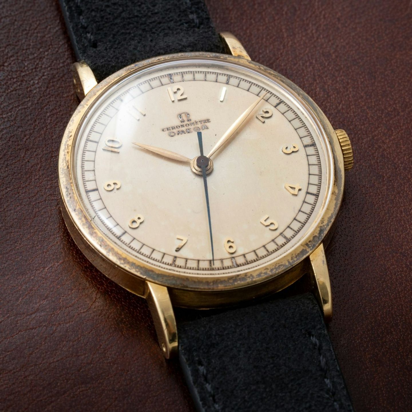 Omega Unknown 2365 - (3/8)