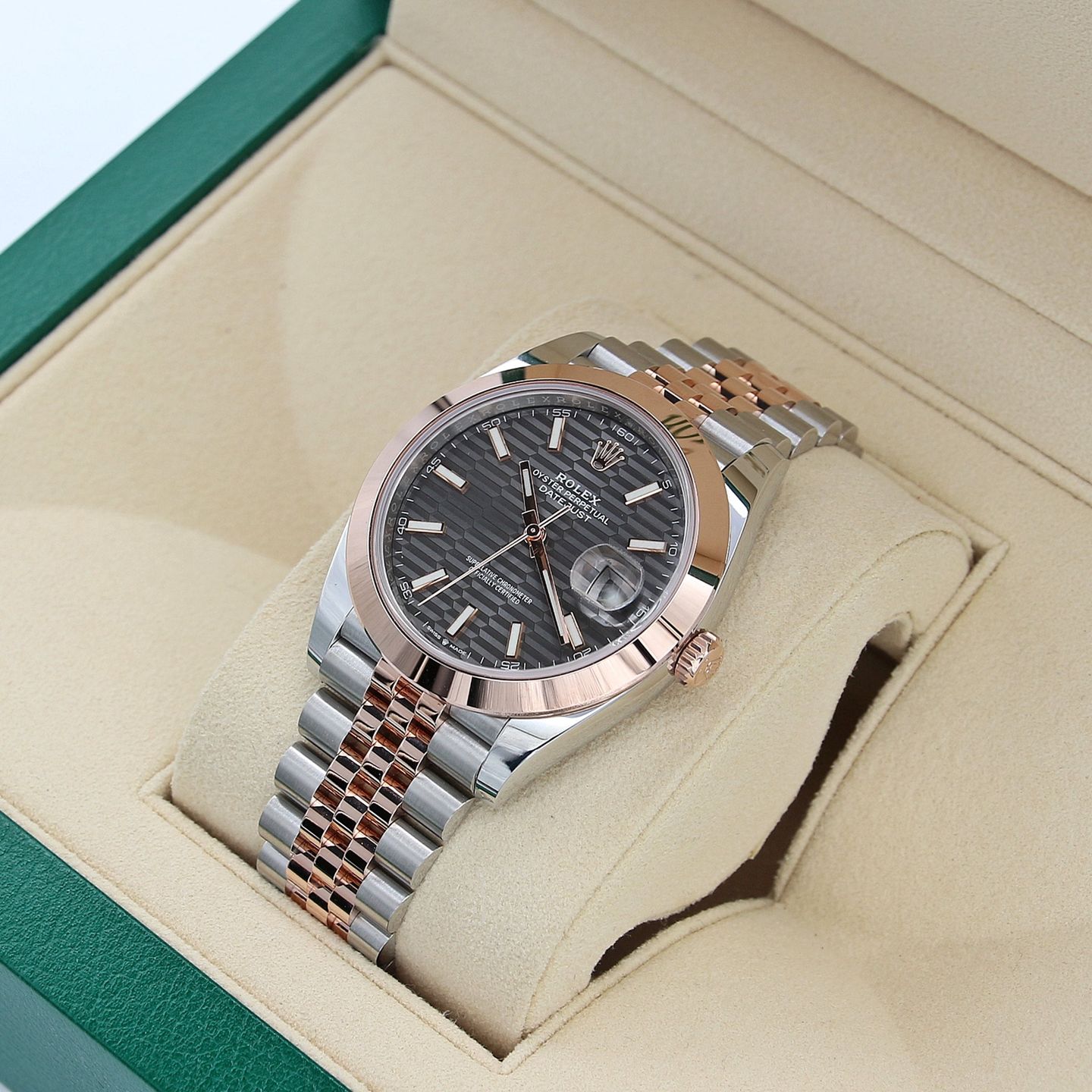 Rolex Datejust 41 126301 (2022) - 41mm Goud/Staal (3/8)