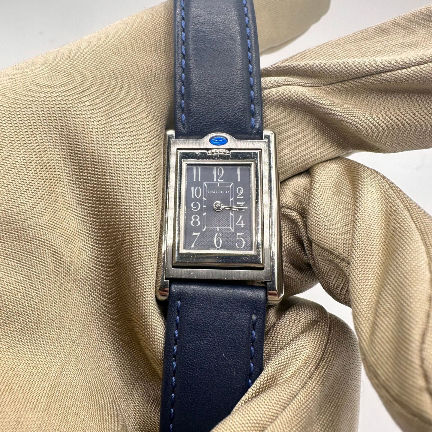 Cartier Tank 2386 (Onbekend (willekeurig serienummer)) - 22mm Staal (2/3)