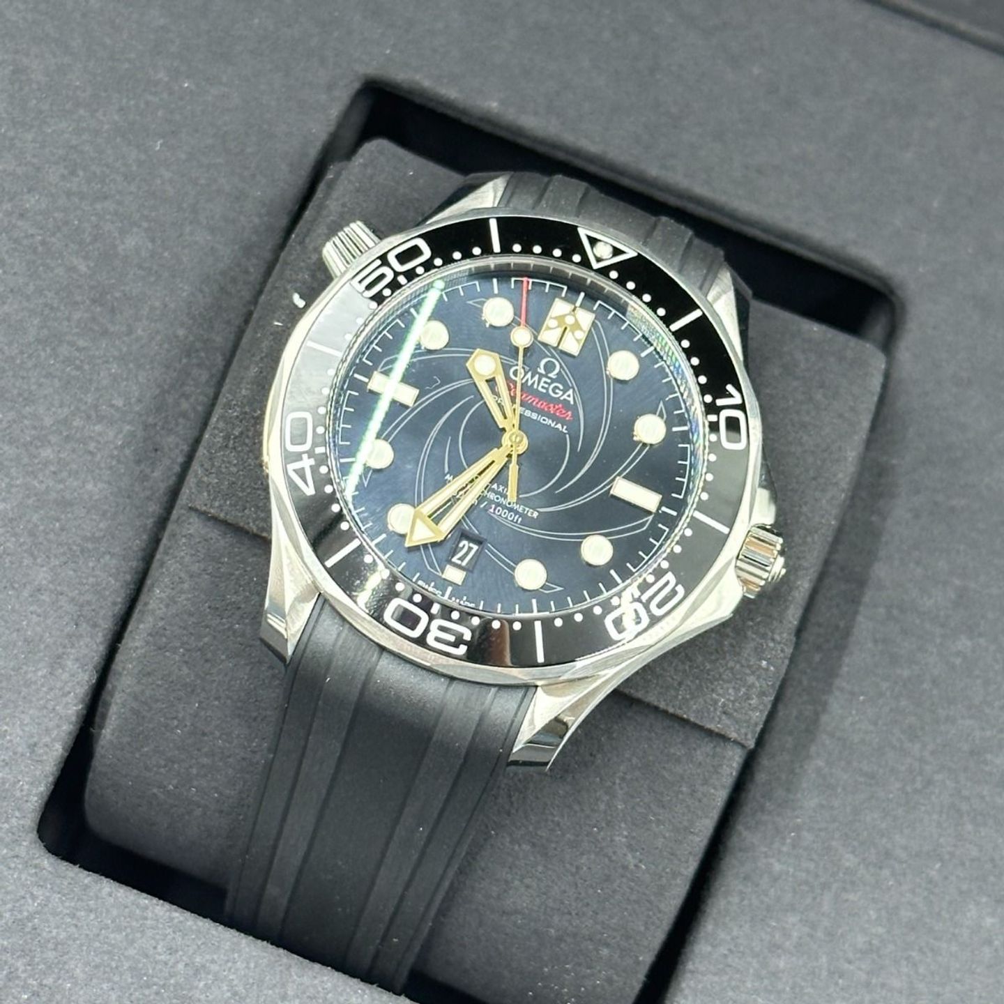 Omega Seamaster Diver 300 M 210.22.42.20.01.004 - (2/8)