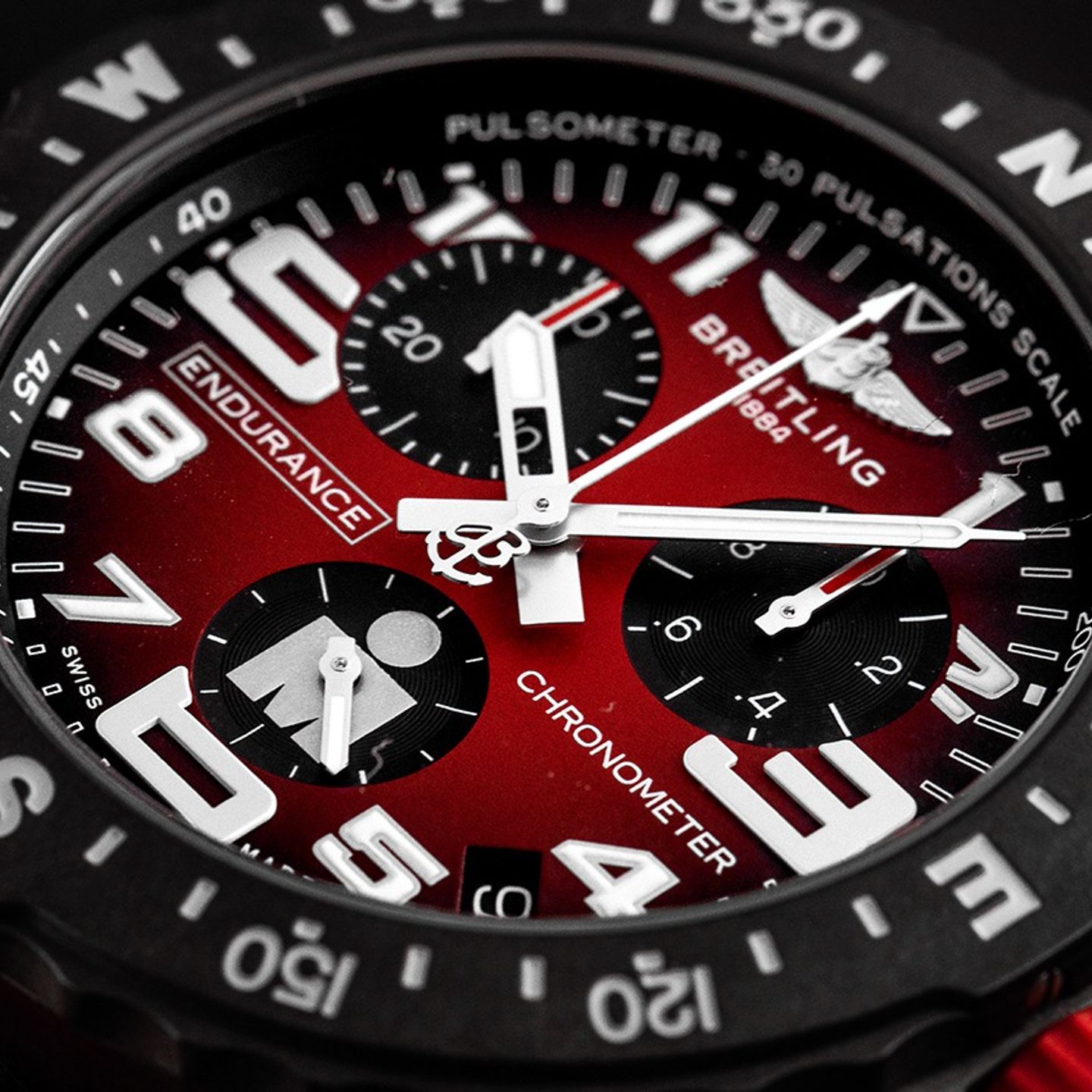 Breitling Endurance Pro X823109A1K1S1 (2025) - Rood wijzerplaat 44mm Plastic (3/7)