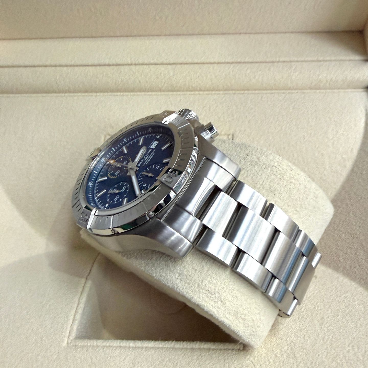 Breitling Avenger A13317101C1A1 - (3/14)