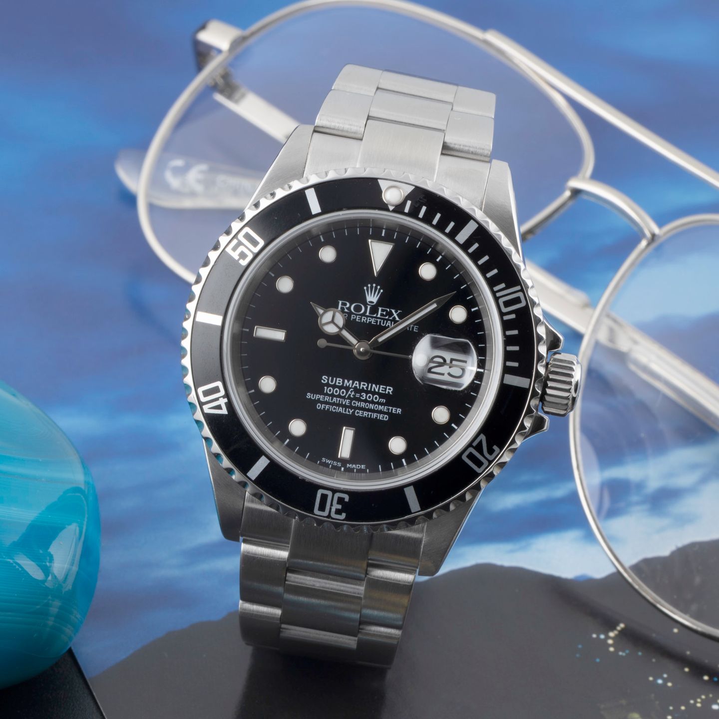 Rolex Submariner Date 16610T (Unknown (random serial)) - Black dial 40 mm Steel case (1/8)