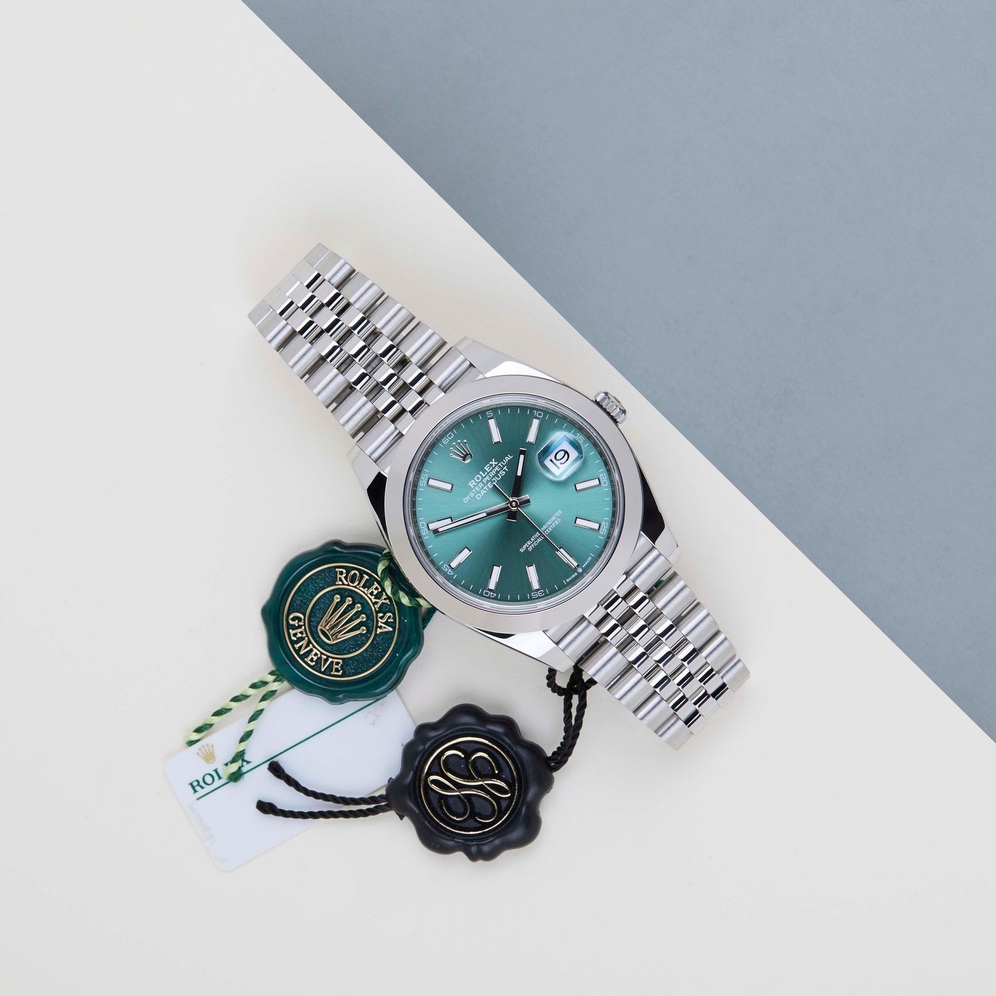 Rolex Datejust 41 126300 (2024) - Green dial 41 mm Steel case (2/8)