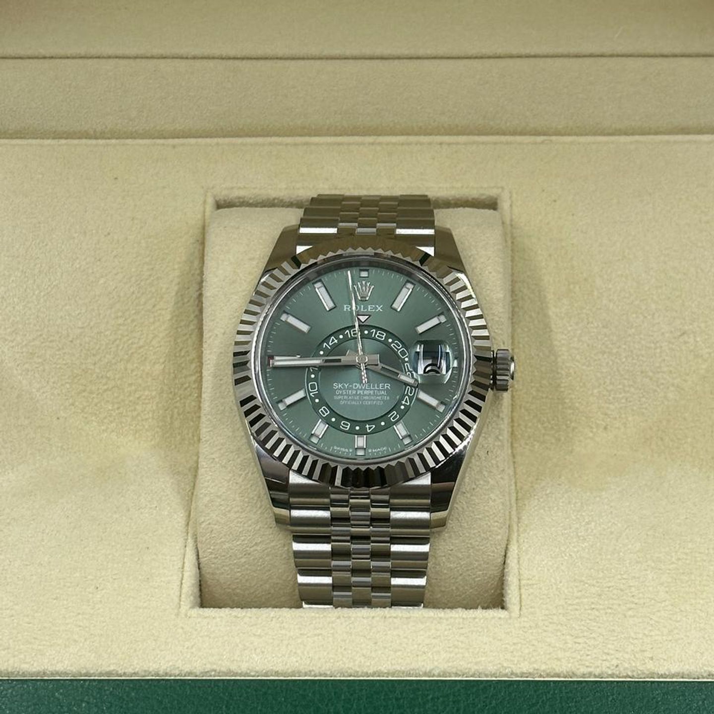 Rolex Sky-Dweller 336934 - (5/10)