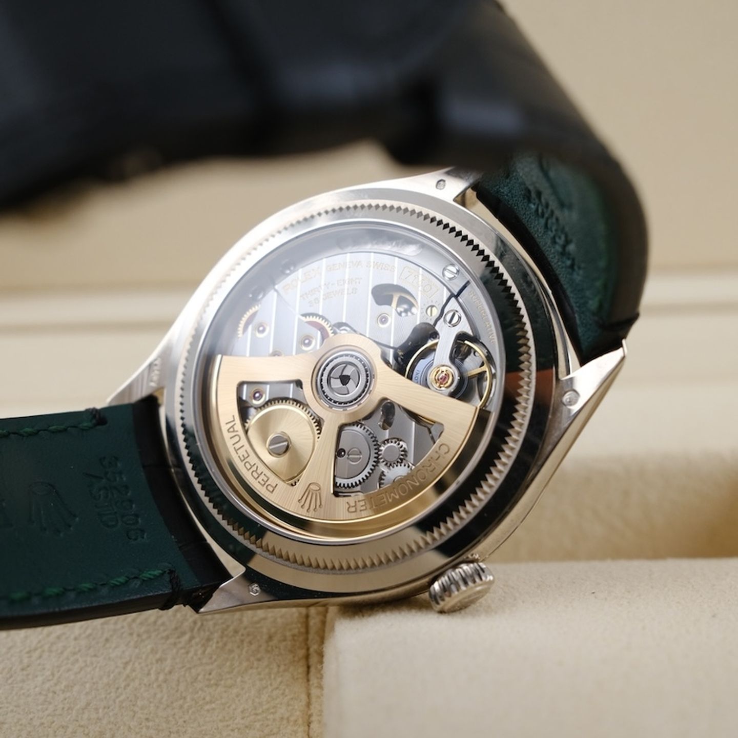 Rolex Perpetual 1908 52509 (2024) - White dial 39 mm White Gold case (5/8)