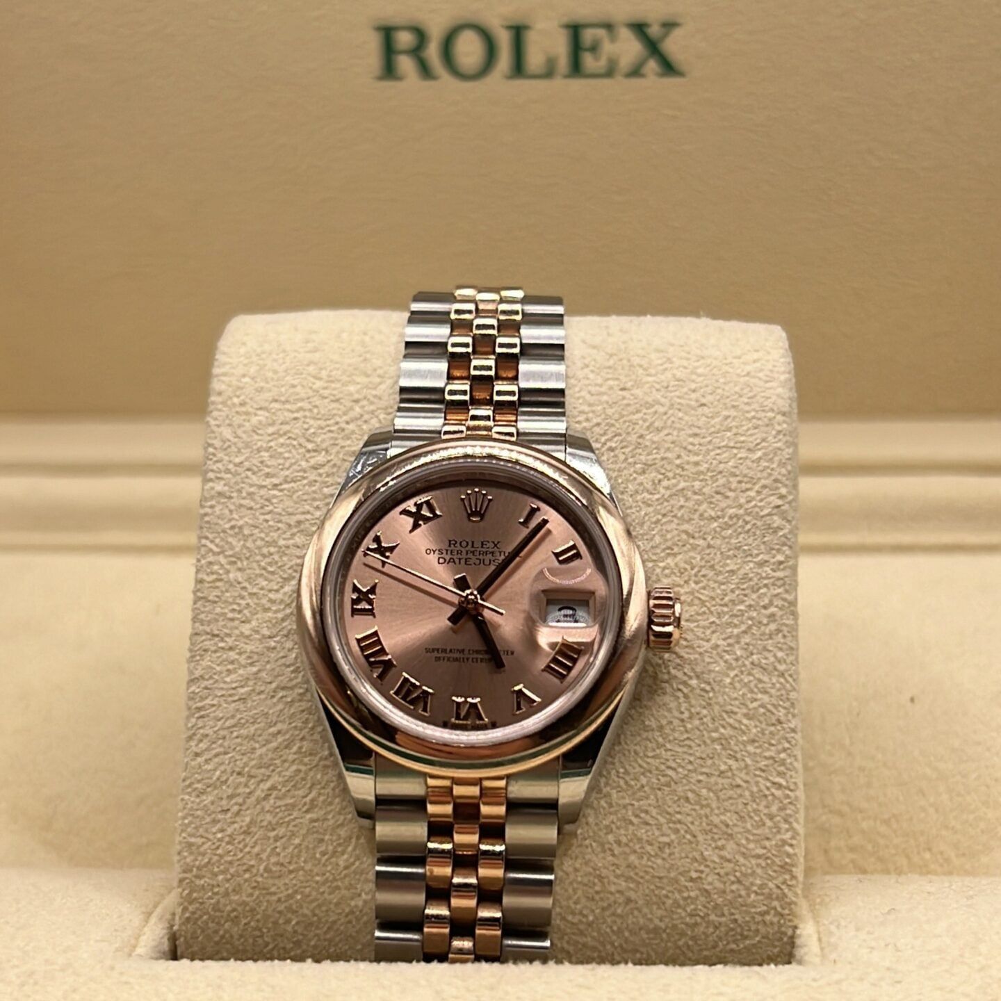 Rolex Lady-Datejust 279161 (2022) - Pink dial 28 mm Steel case (4/6)