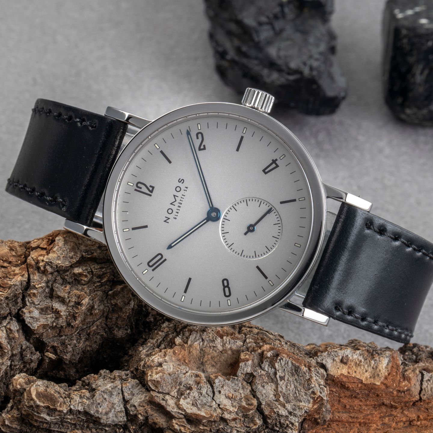 NOMOS Tangente 501 - (2/8)