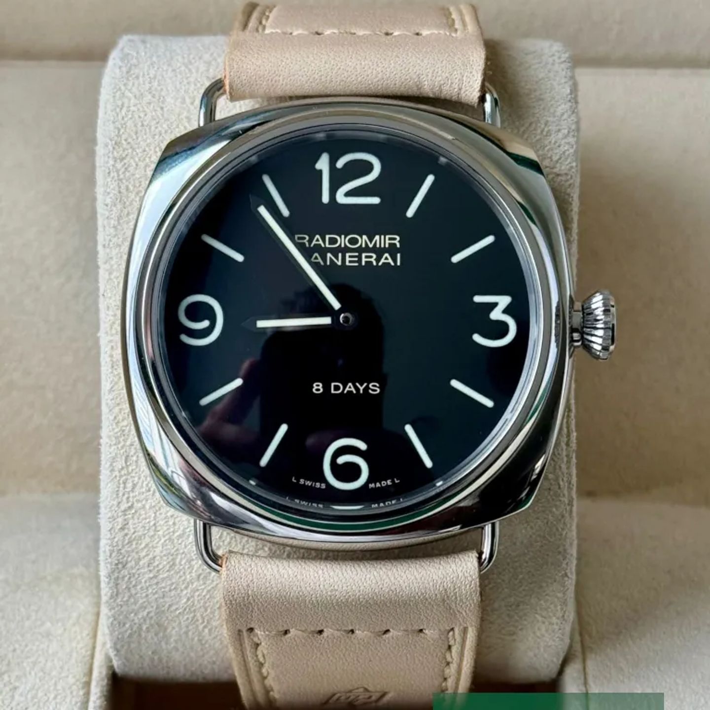 Panerai Radiomir 8 Days PAM00610 (2021) - Black dial 45 mm Steel case (2/7)
