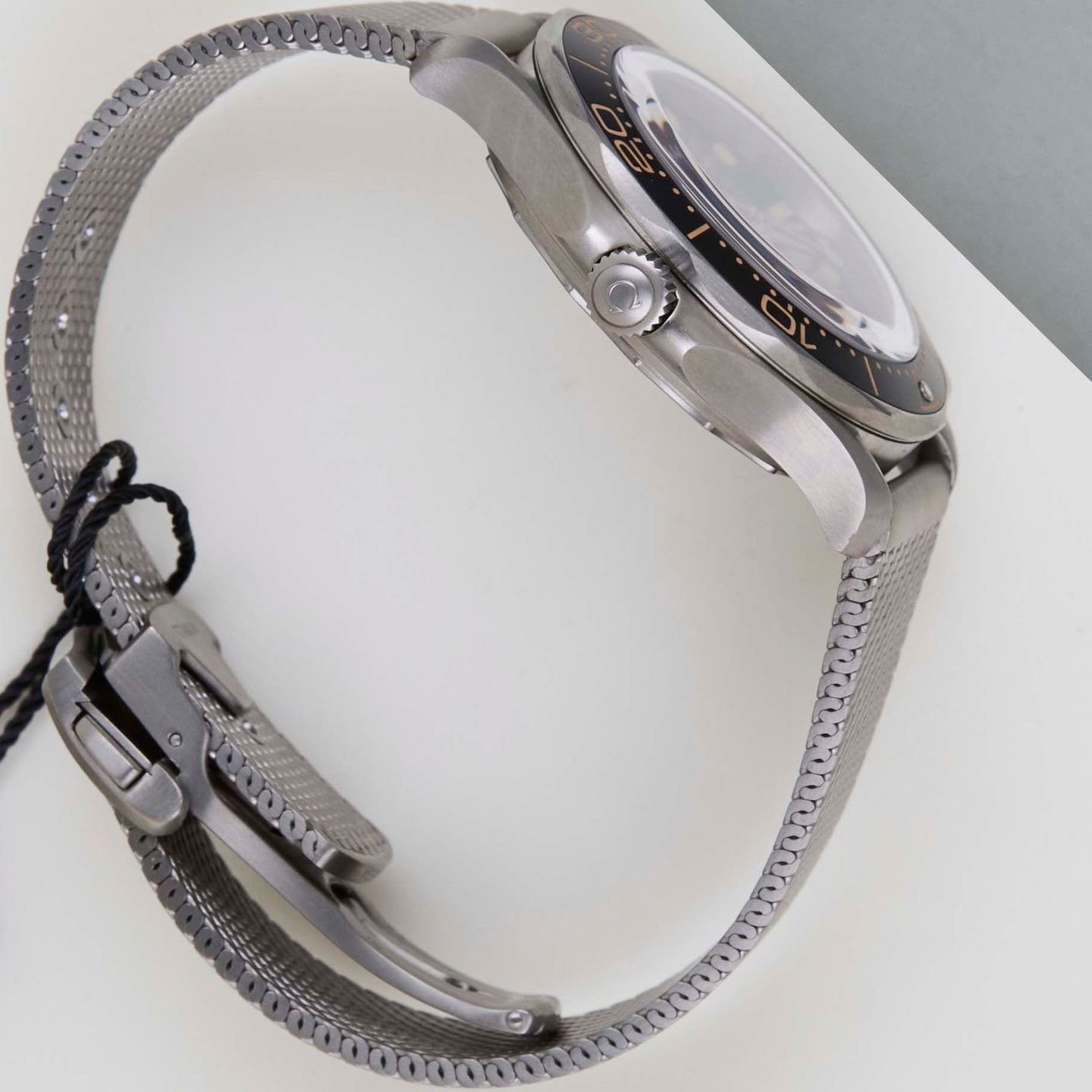 Omega Seamaster Diver 300 M 210.90.42.20.01.001 (2021) - Brown dial 42 mm Titanium case (7/8)