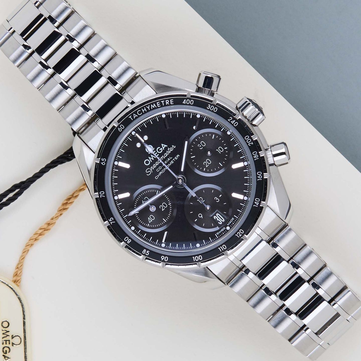 Omega Speedmaster 324.30.38.50.01.001 - (1/8)