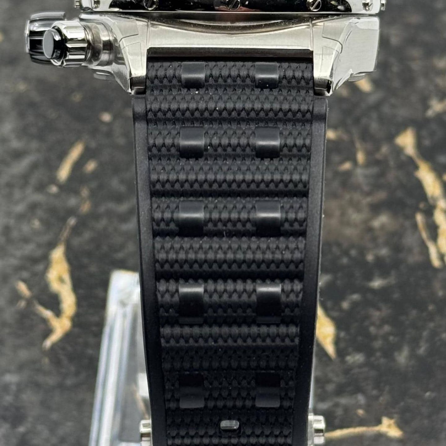 Breitling Chronomat AB0136251B2S1 - (8/8)