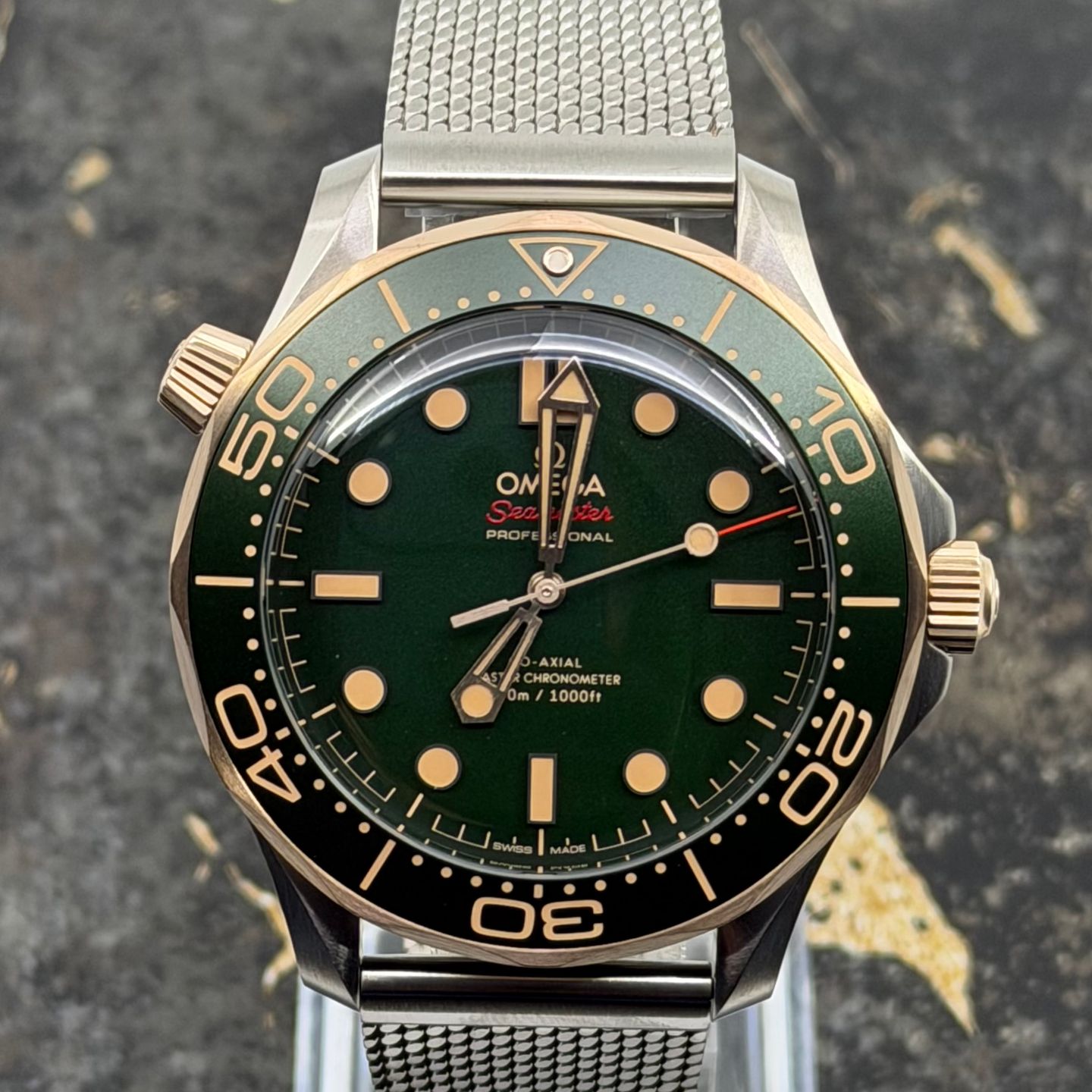 Omega Seamaster Diver 300 M 210.90.42.20.10.001 - (2/8)