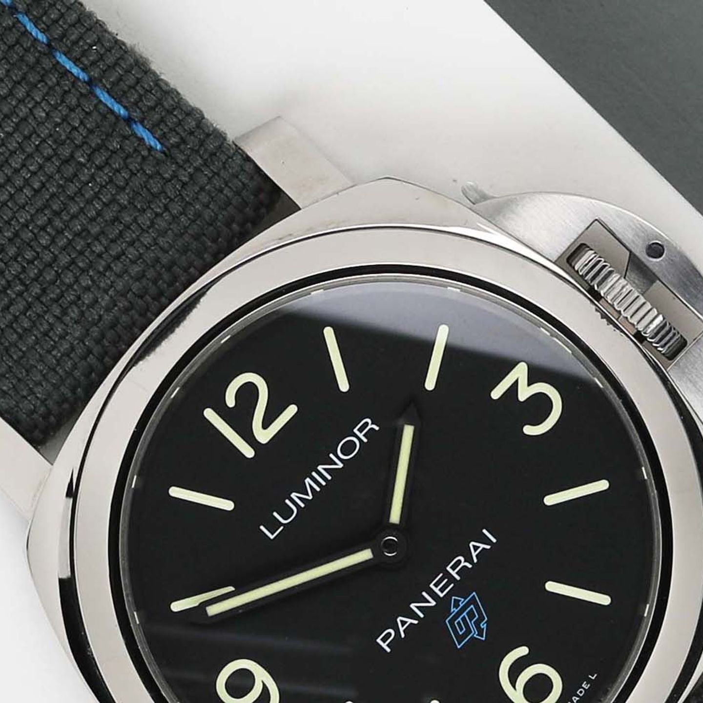 Panerai Luminor Base Logo PAM00774 (2019) - Zwart wijzerplaat 44mm Staal (3/8)