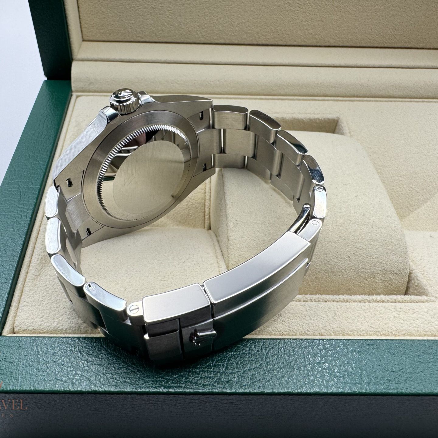 Rolex Air-King 126900 (2024) - Black dial 40 mm Steel case (8/8)