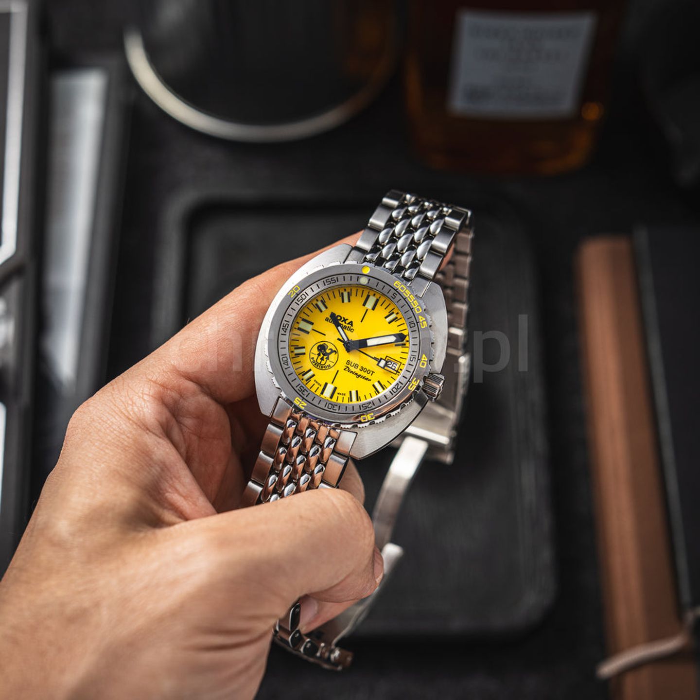 Doxa Sub 872.10.361.10 - (3/8)