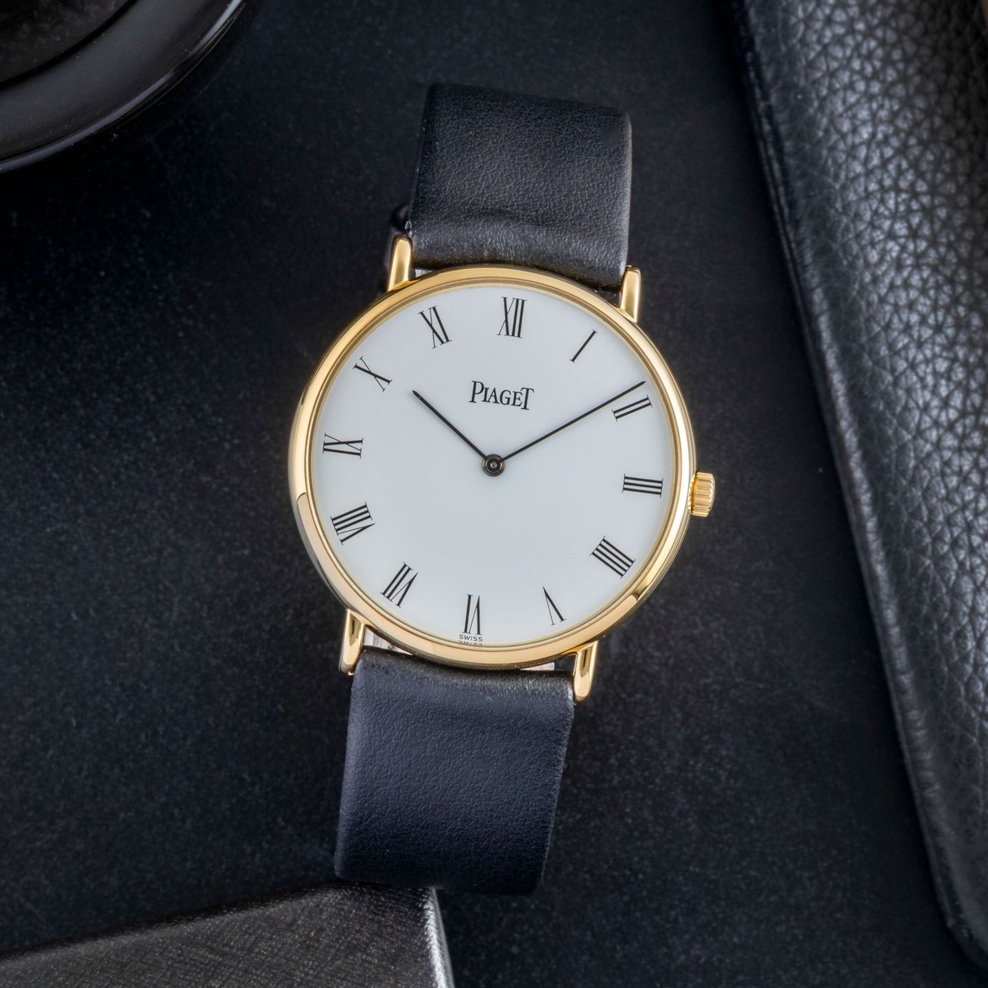 Piaget Altiplano 9035N (Unknown (random serial)) - 32 mm Yellow Gold case (1/8)