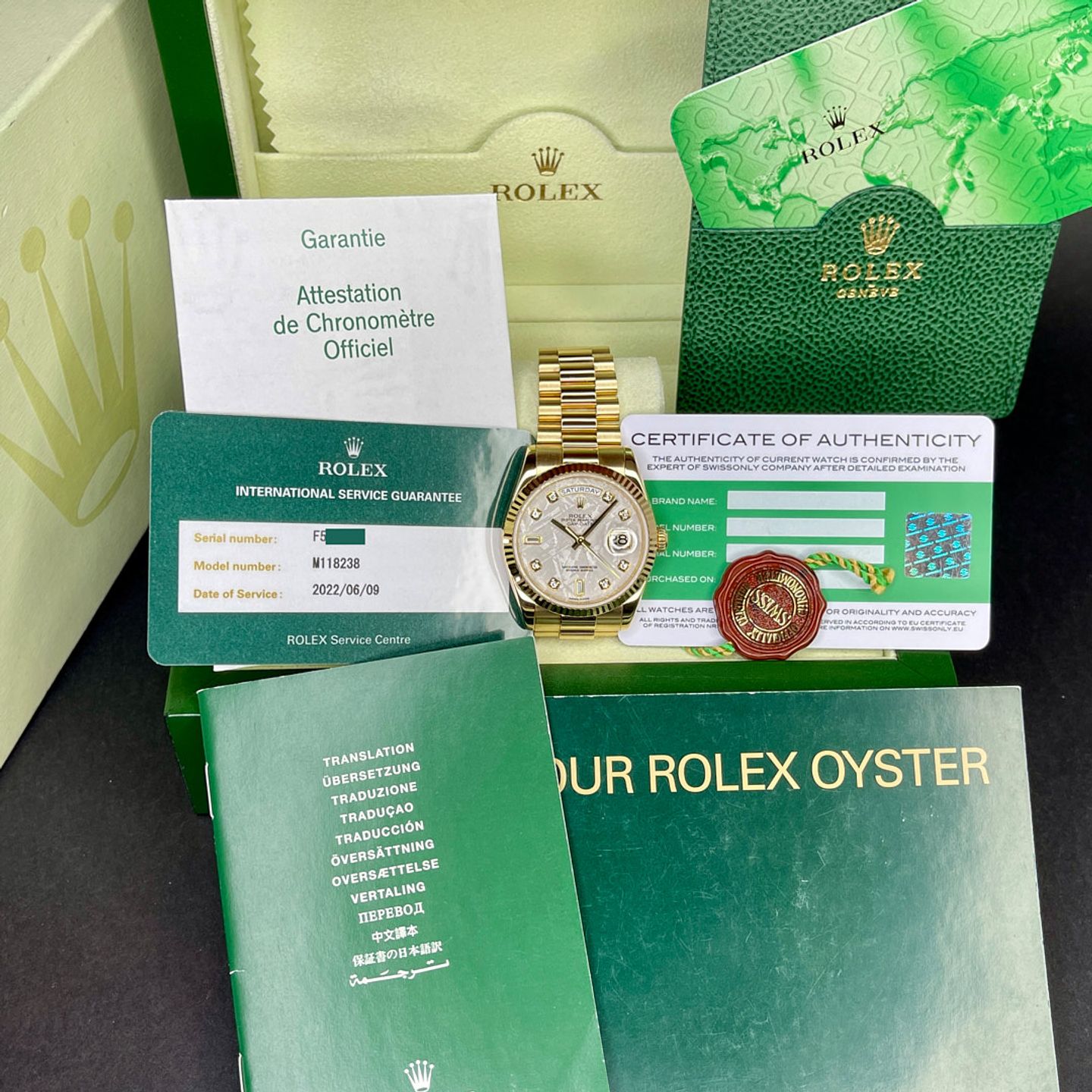 Rolex Day-Date 36 118238 (2005) - 36 mm Yellow Gold case (2/8)