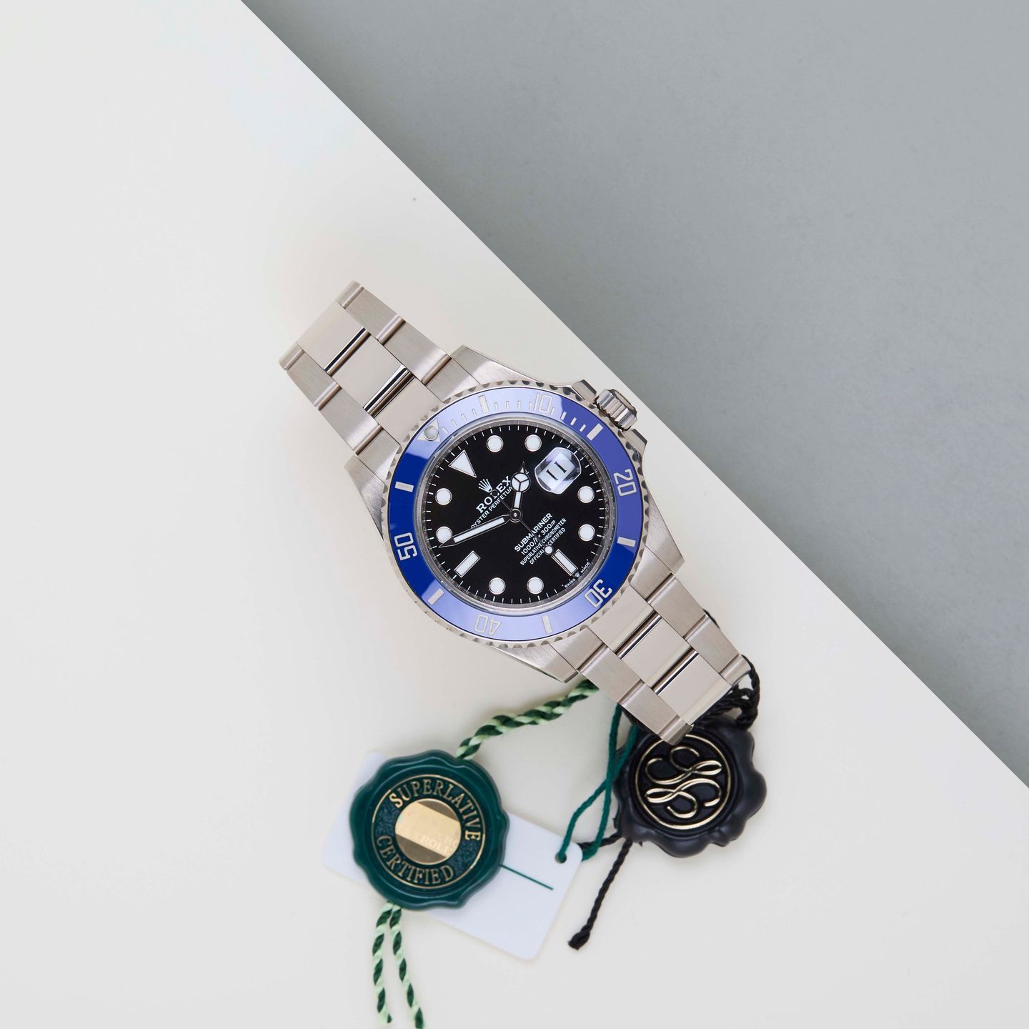 Rolex Submariner Date 126619LB (2024) - Black dial 41 mm White Gold case (2/8)