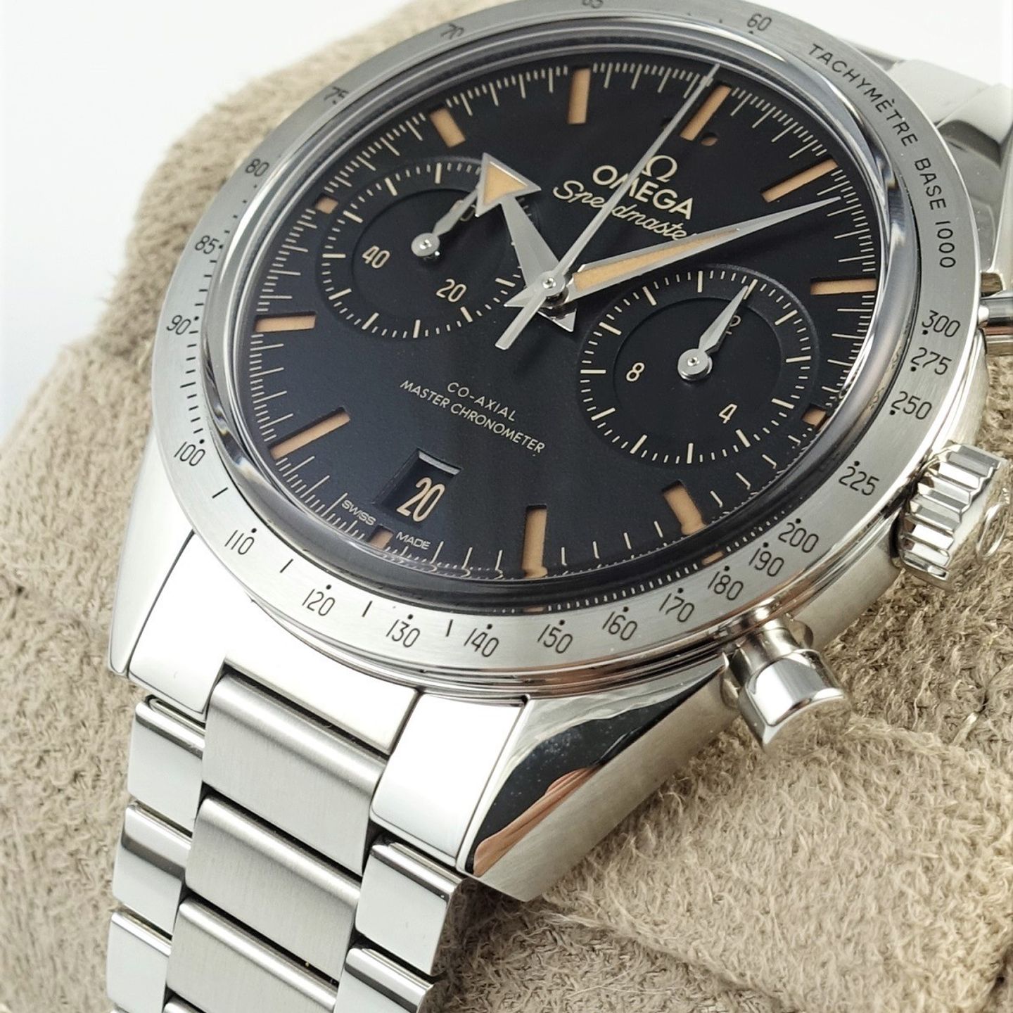 Omega Speedmaster '57 332.10.41.51.01.001 (2024) - Black dial 41 mm Steel case (3/8)