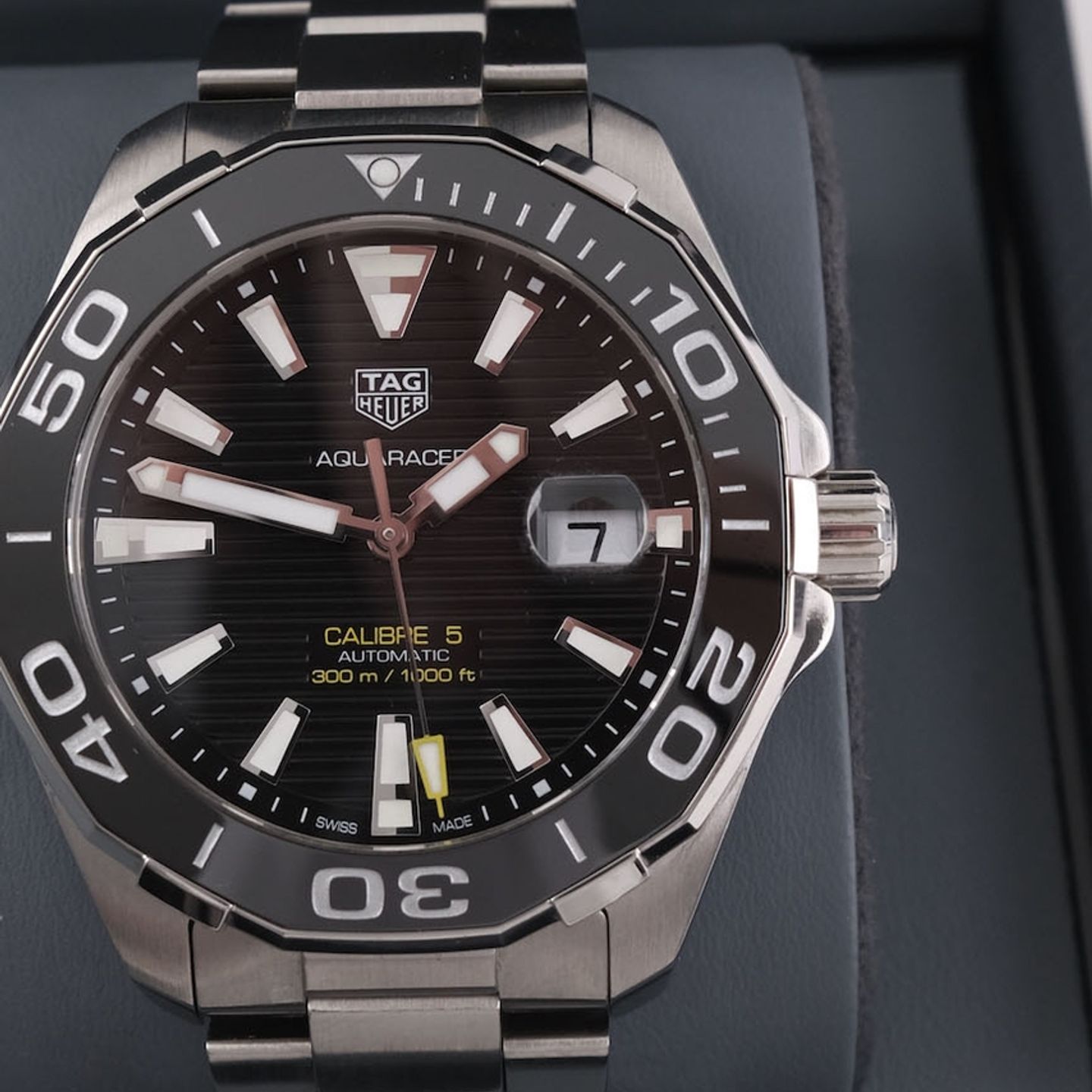 TAG Heuer Aquaracer 300M WAY201A.BA0927 (2021) - Zwart wijzerplaat 43mm Staal (3/8)