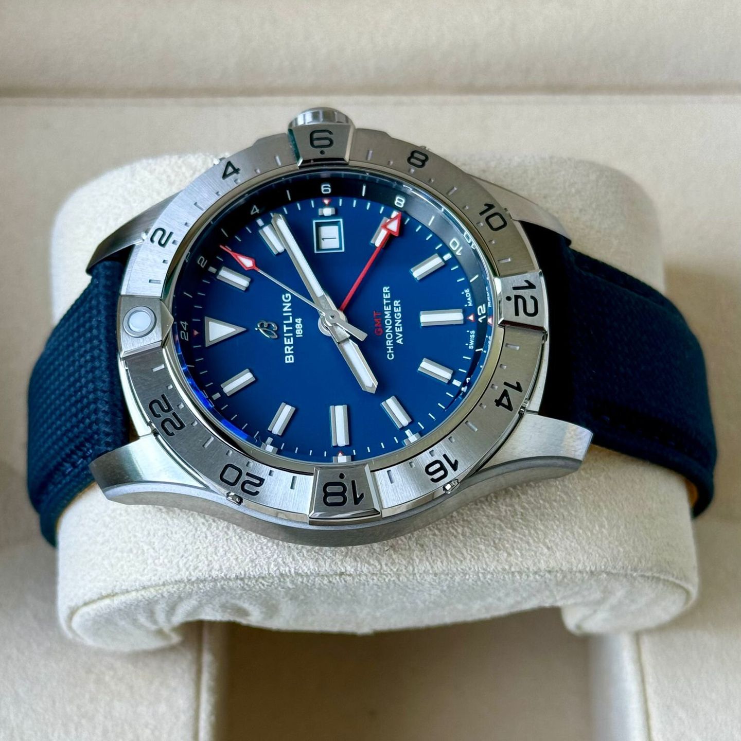 Breitling Avenger A32320101C1X1 (2024) - Blauw wijzerplaat 44mm Staal (5/7)