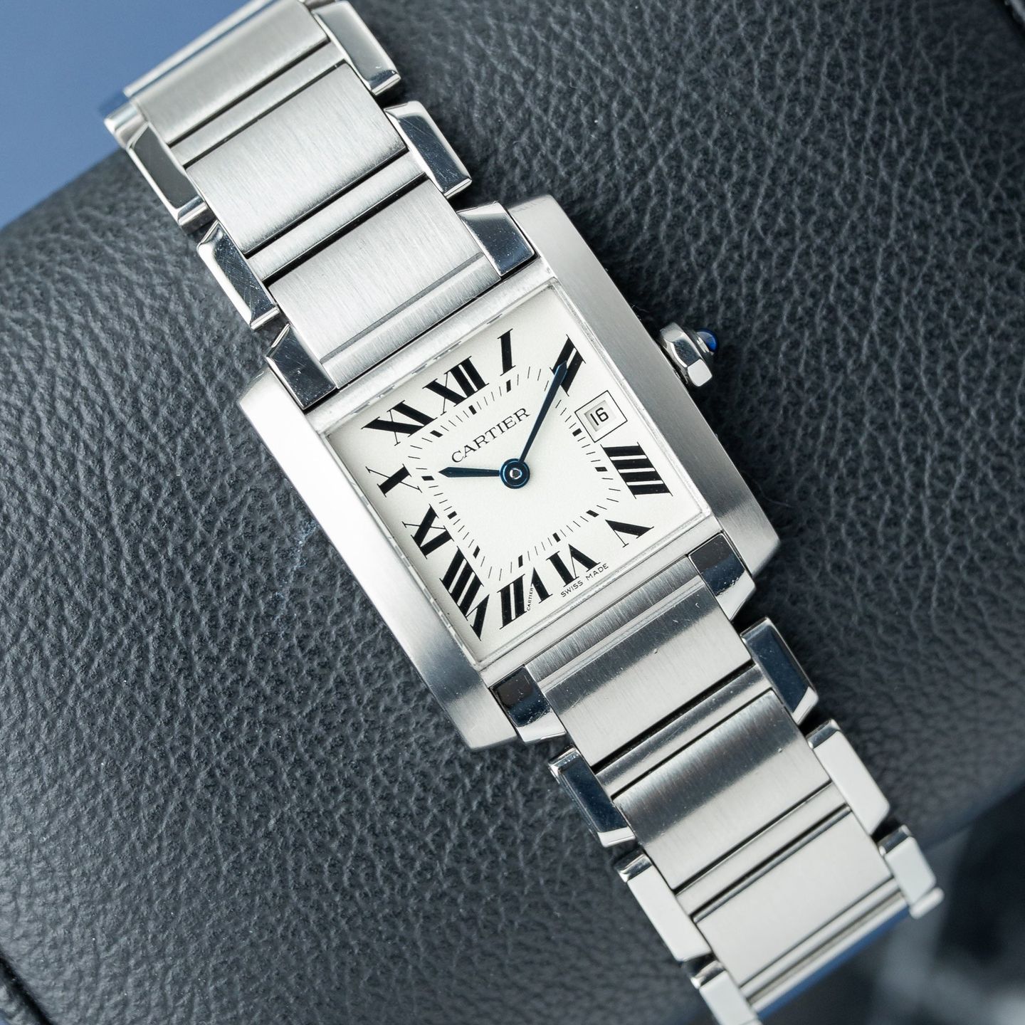 Cartier Tank Française WSTA0005 (Onbekend (willekeurig serienummer)) - Zilver wijzerplaat 30mm Staal (2/8)