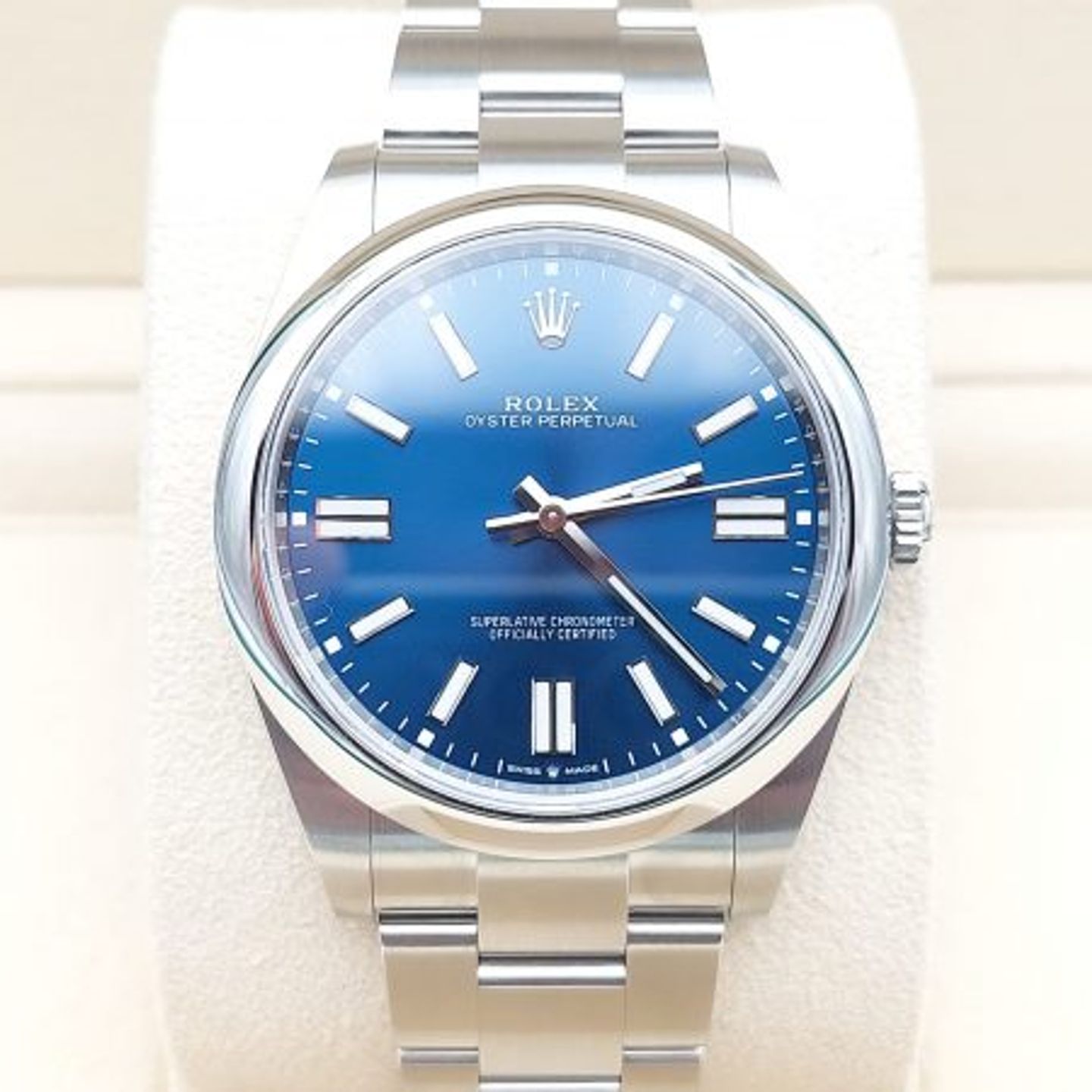 Rolex Oyster Perpetual 41 124300 (2024) - Blue dial 41 mm Steel case (1/8)