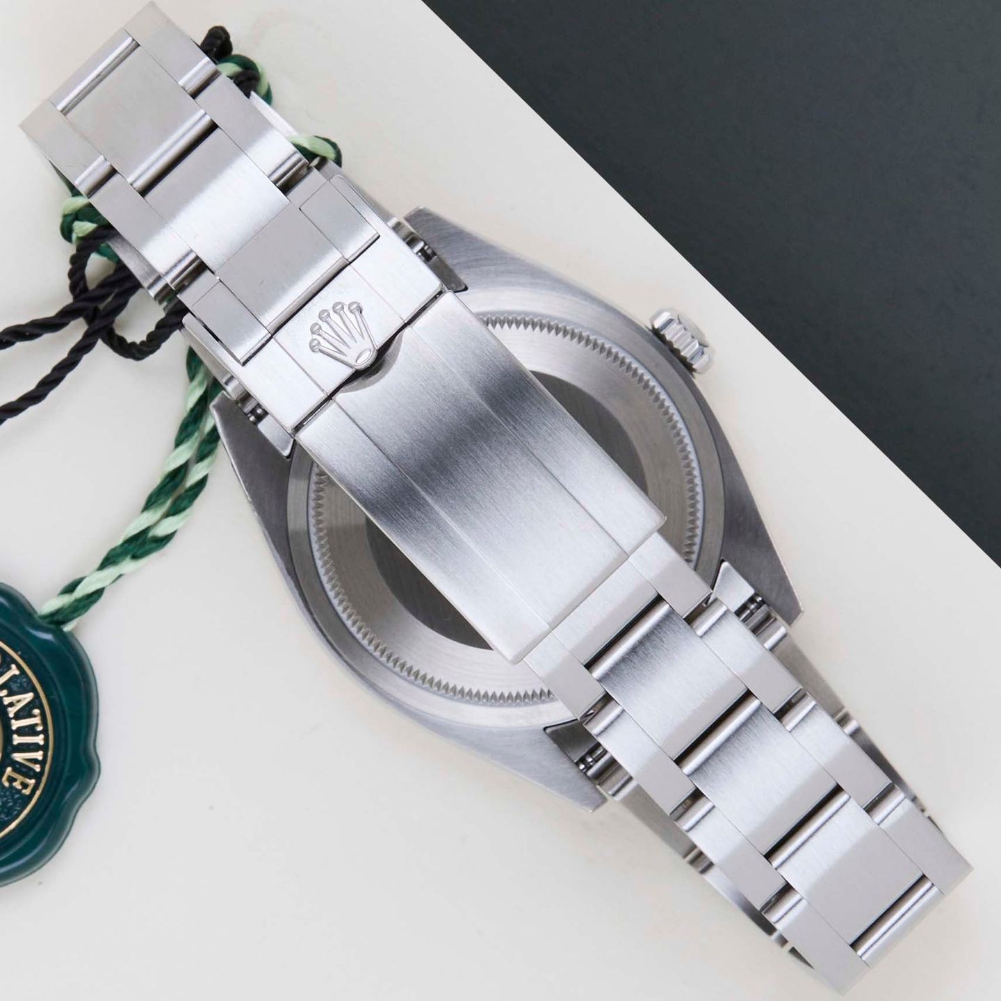 Rolex Explorer 124270 - (6/8)