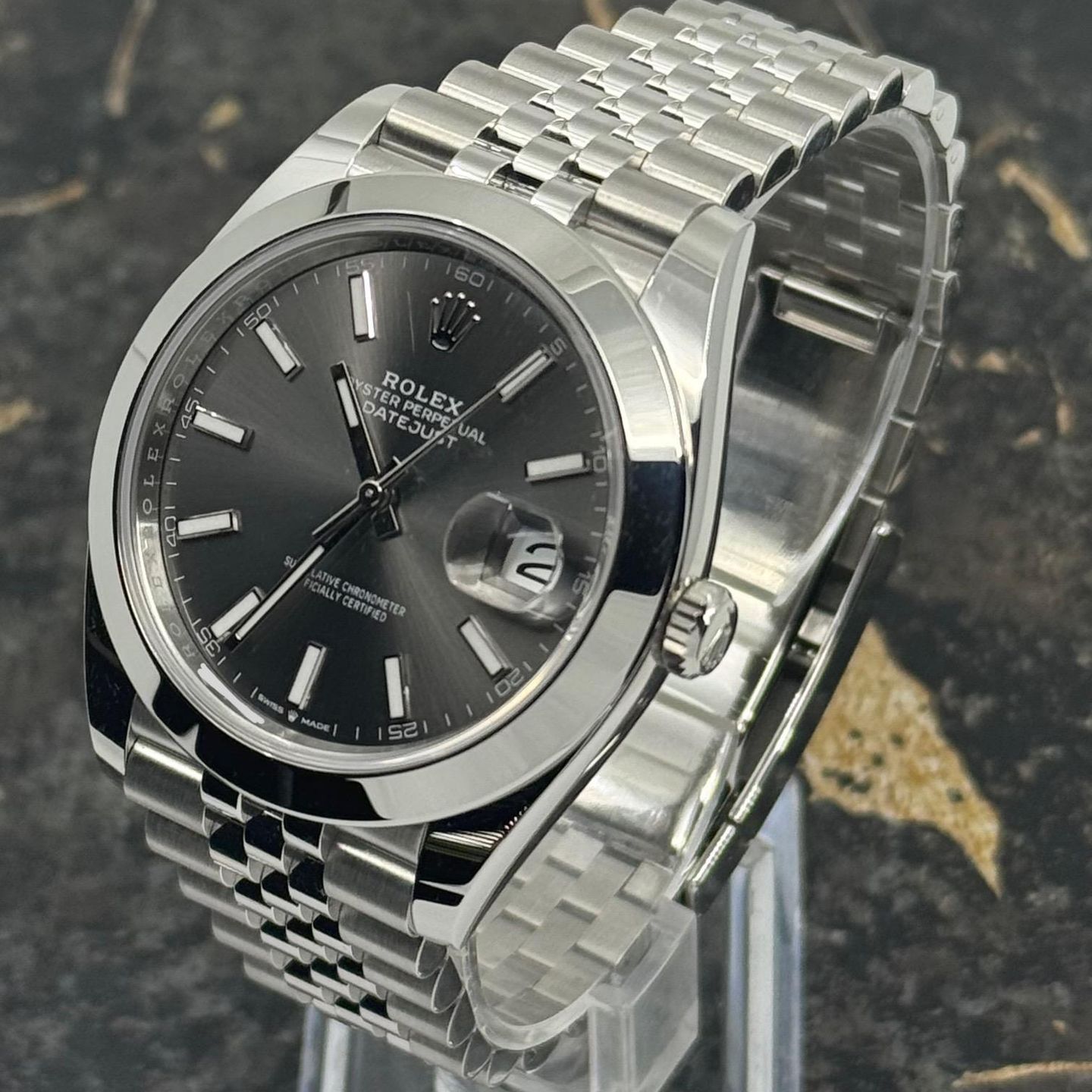 Rolex Datejust 41 126300 (2025) - Grijs wijzerplaat 41mm Staal (4/8)