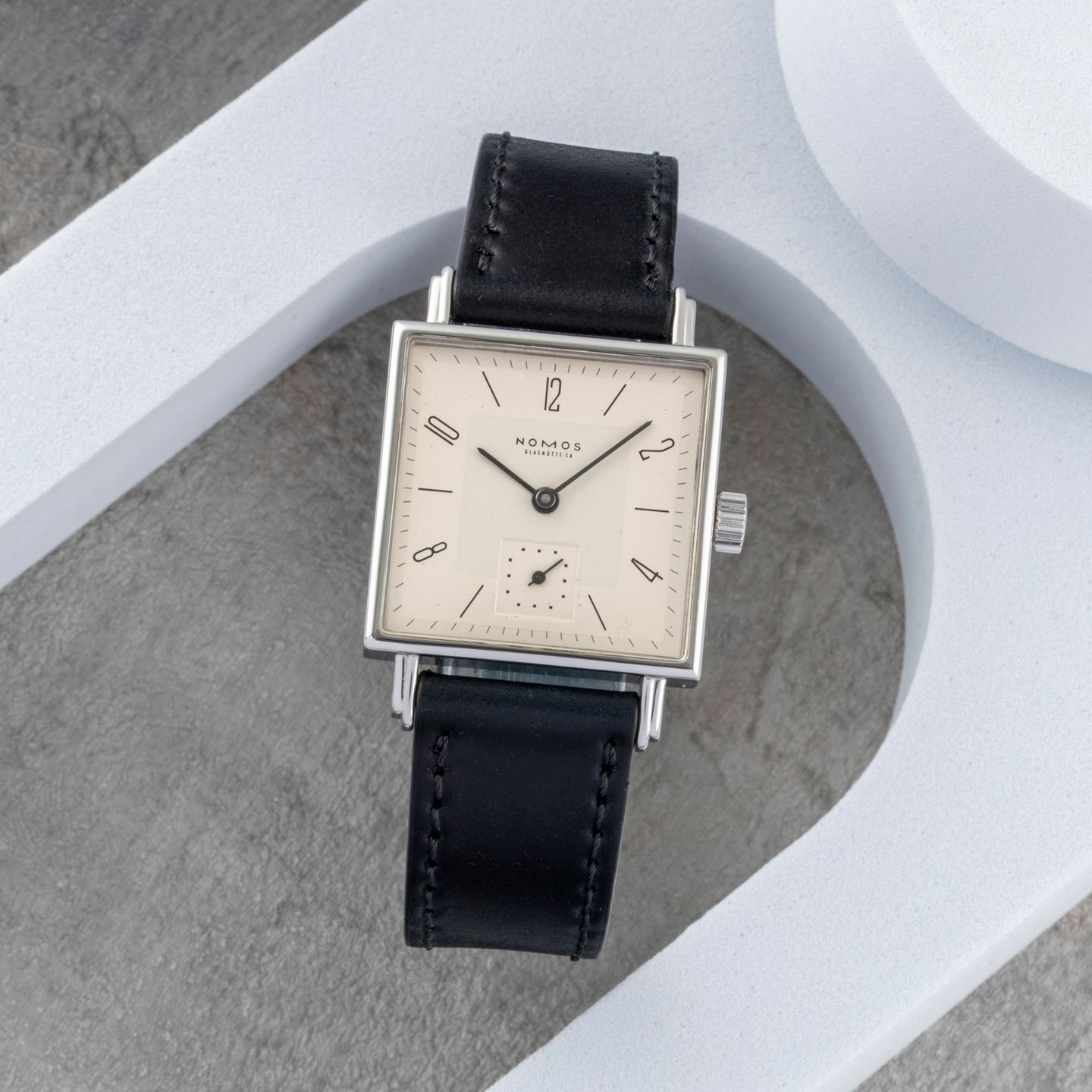 NOMOS Tetra 27 401 - (1/8)