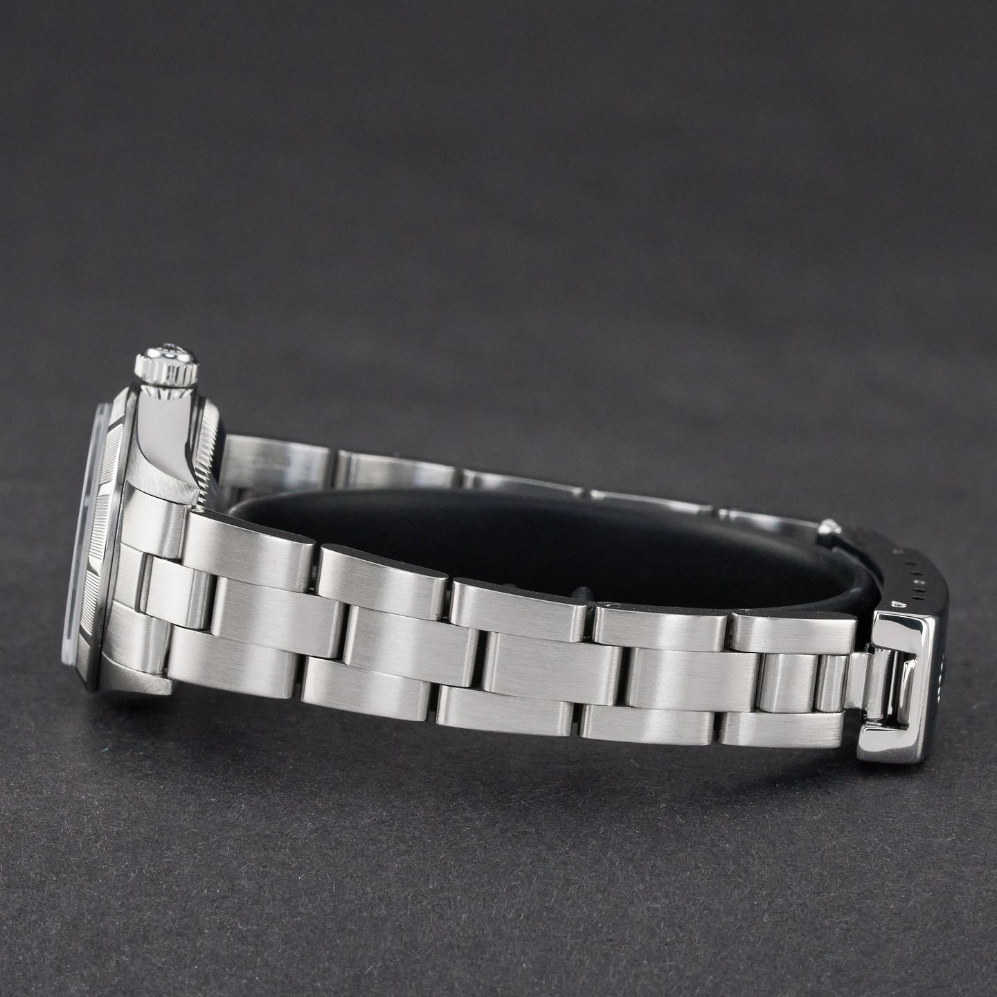 Rolex Oyster Perpetual 76030 (2000) - 26 mm Steel case (5/8)