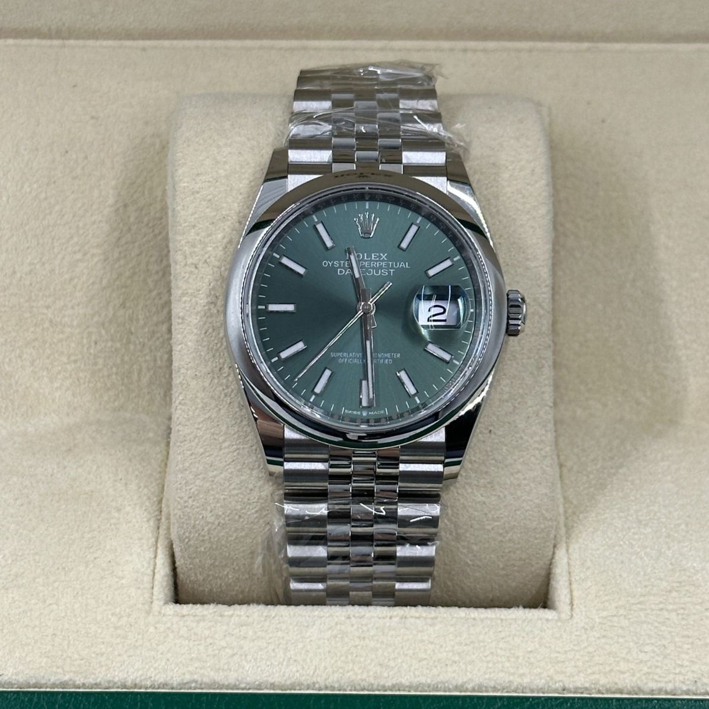 Rolex Datejust 36 126200 (2024) - Green dial 36 mm Steel case (5/8)