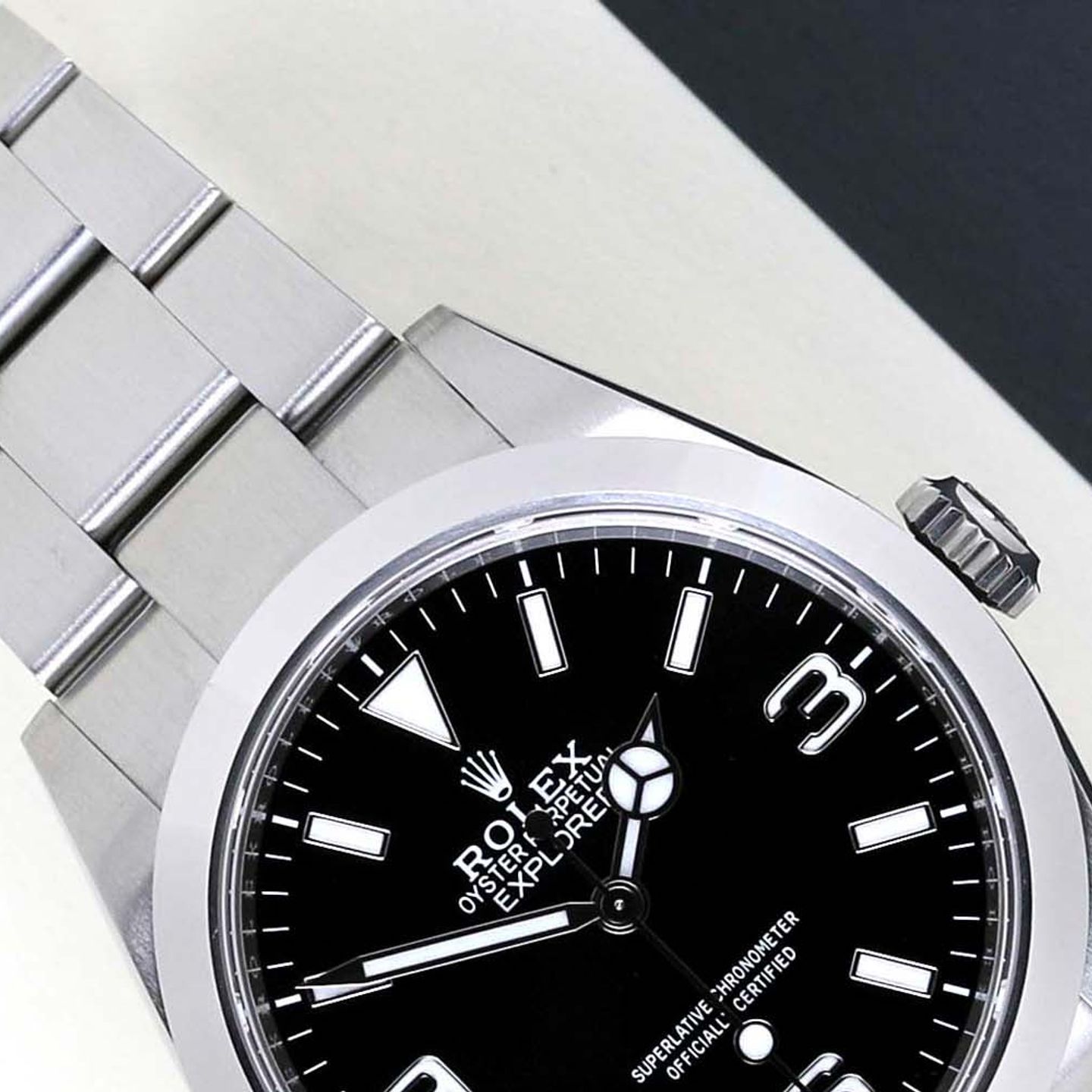 Rolex Explorer 224270 - (3/8)