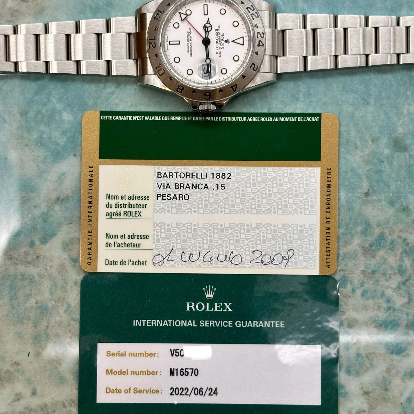 Rolex Explorer II 16570 (2009) - White dial 40 mm Steel case (2/8)