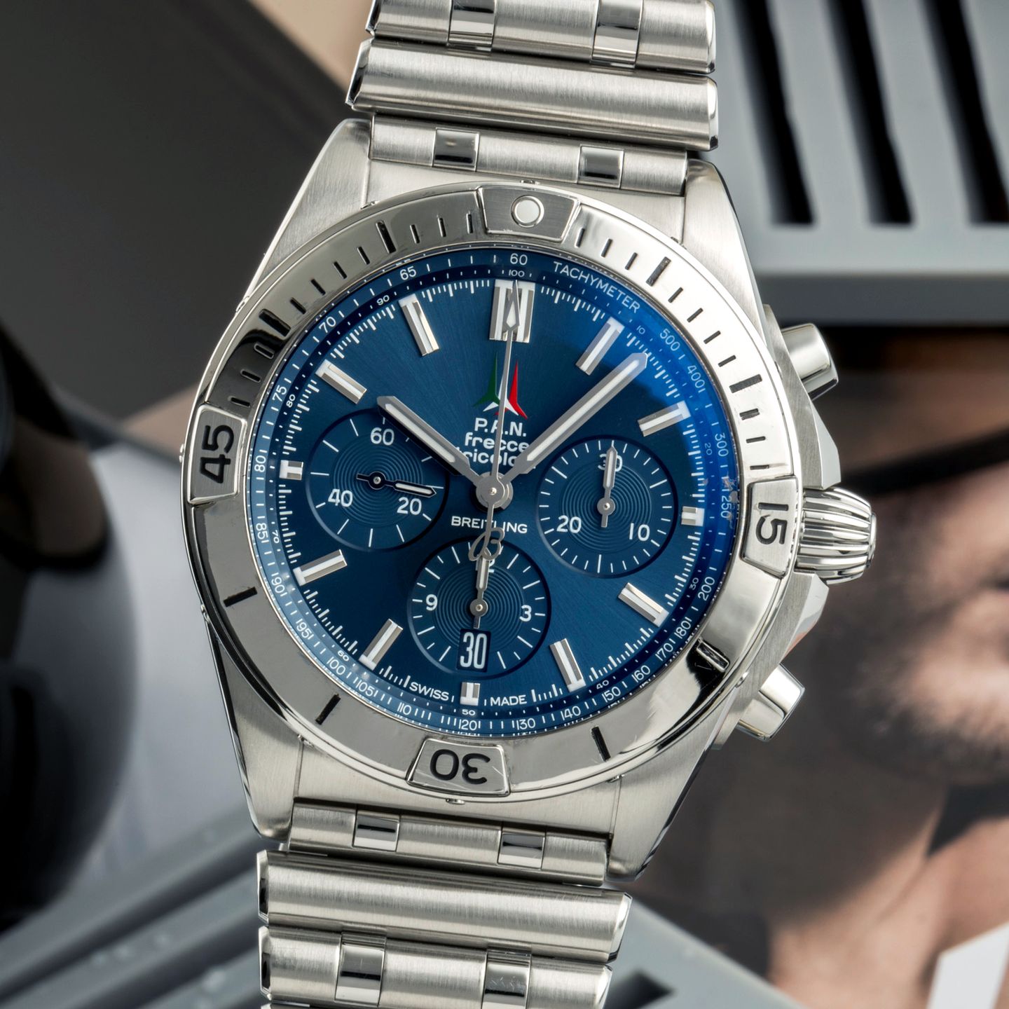 Breitling Chronomat 42 AB01344A1C1A1 (2020) - Blauw wijzerplaat 42mm Staal (3/8)