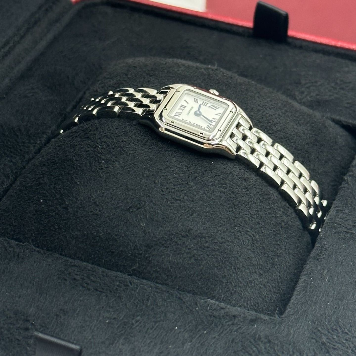 Cartier Panthère WSPN0019 (2024) - Silver dial 25 mm Steel case (7/8)