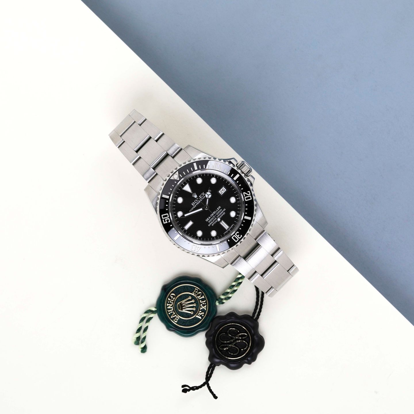 Rolex Sea-Dweller 4000 116600 - (2/8)