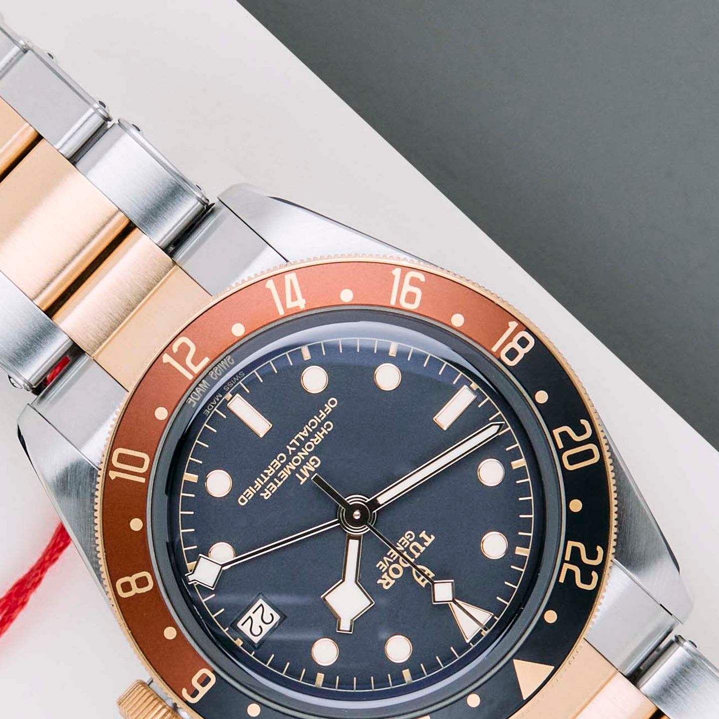 Tudor Black Bay GMT 79833MN (2022) - Zwart wijzerplaat 41mm Staal (4/8)