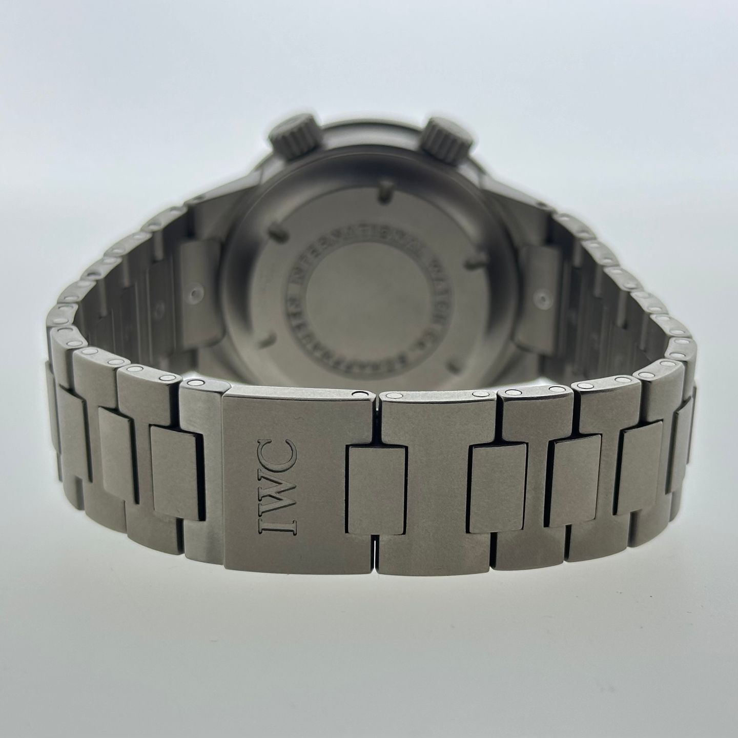 IWC GST IW353701 (Onbekend (willekeurig serienummer)) - Zwart wijzerplaat 39mm Titanium (2/8)