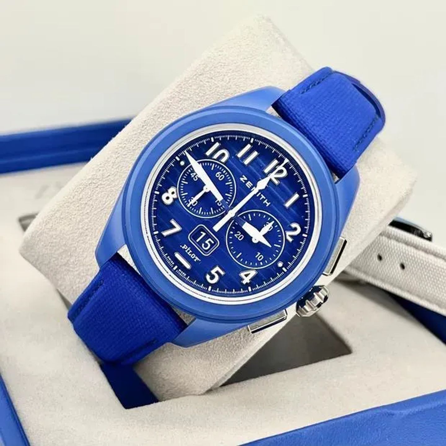 Zenith Pilot 49.4002.3652/51.I009 - (2/6)