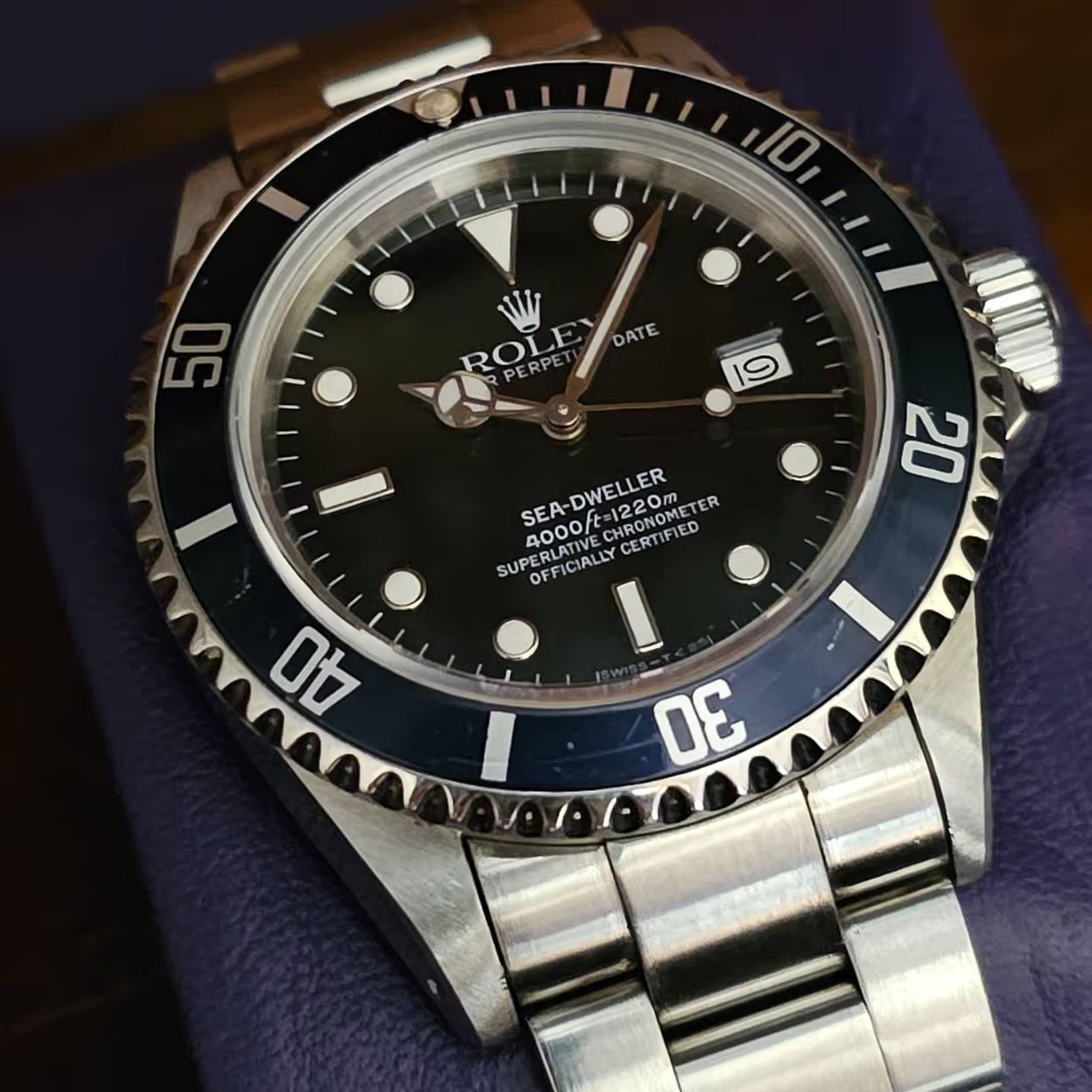 Rolex Sea-Dweller 16660 (1985) - Zwart wijzerplaat 40mm Staal (3/4)