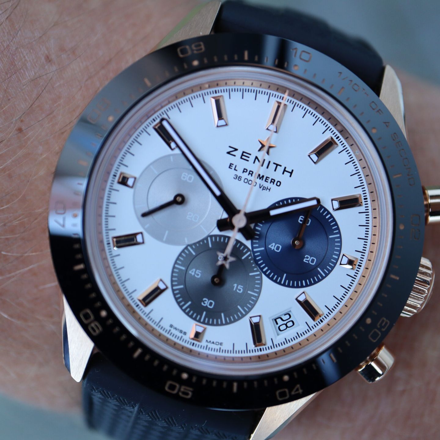 Zenith Chronomaster Sport 18.3100.3600/69.C920 (2023) - Wit wijzerplaat 41mm Roségoud (2/8)