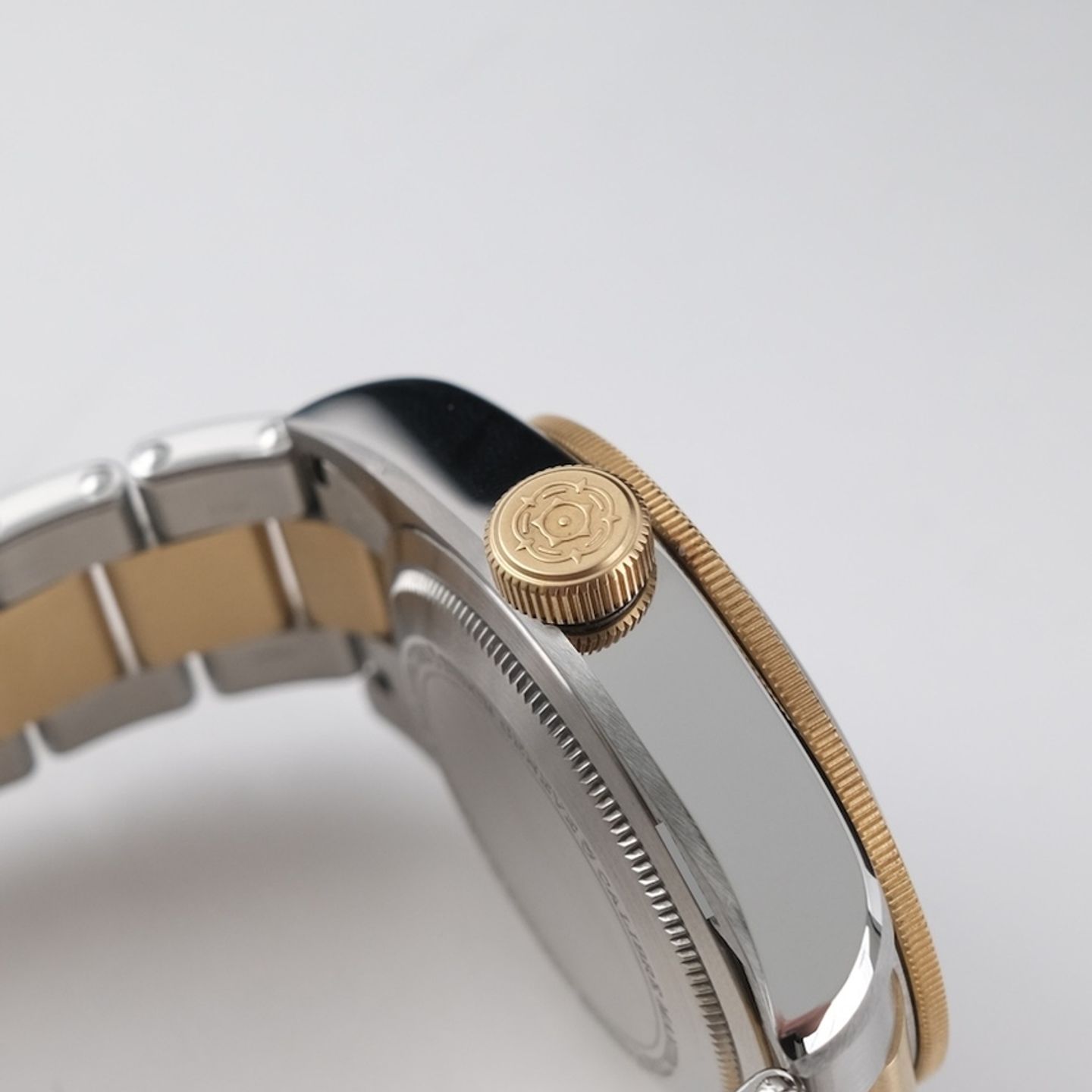 Tudor Black Bay GMT 79833MN (2022) - Black dial 41 mm Steel case (8/8)