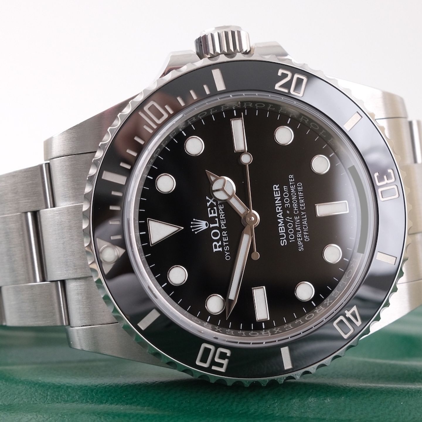 Rolex Submariner No Date 124060 - (3/8)