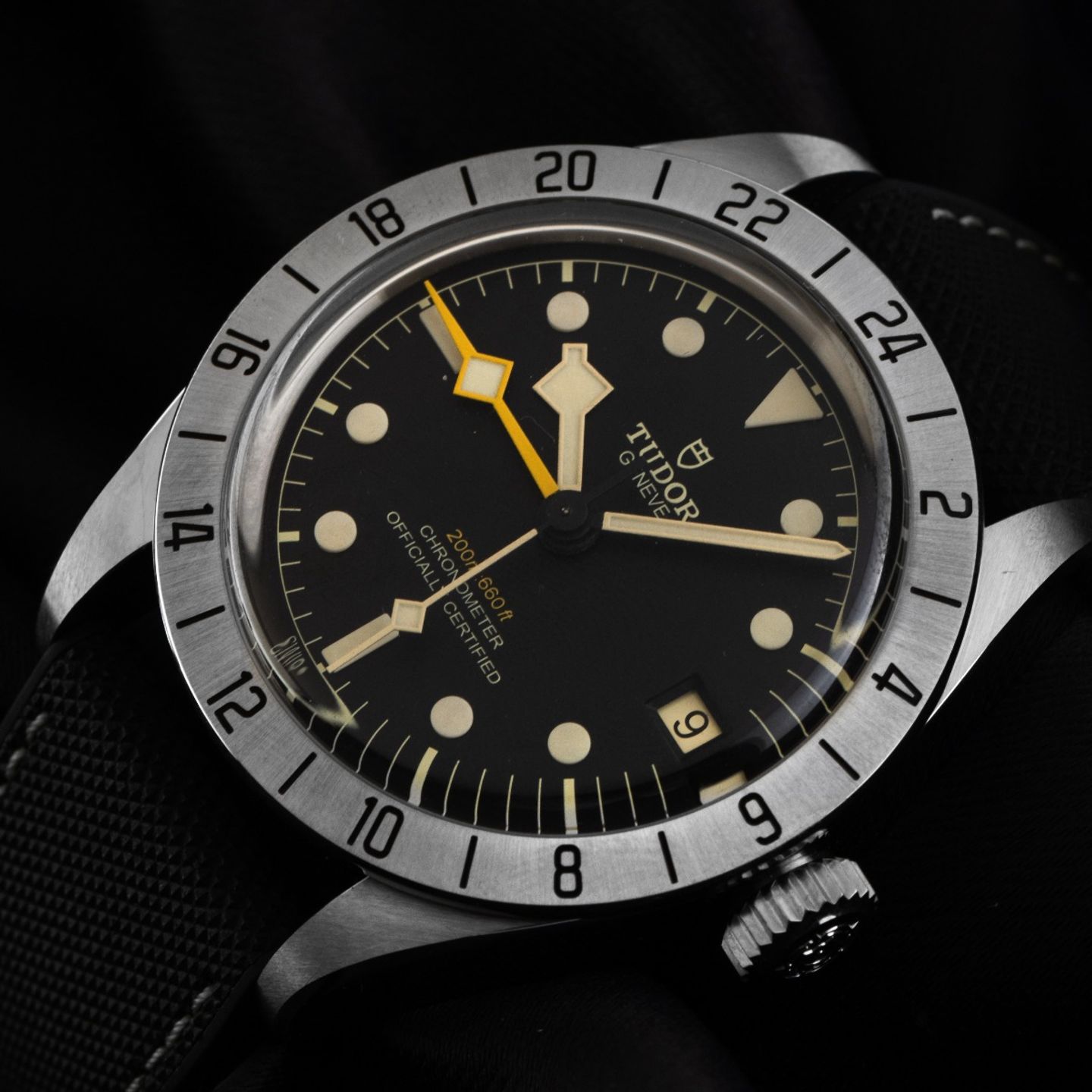Tudor Black Bay 79470 - (3/7)