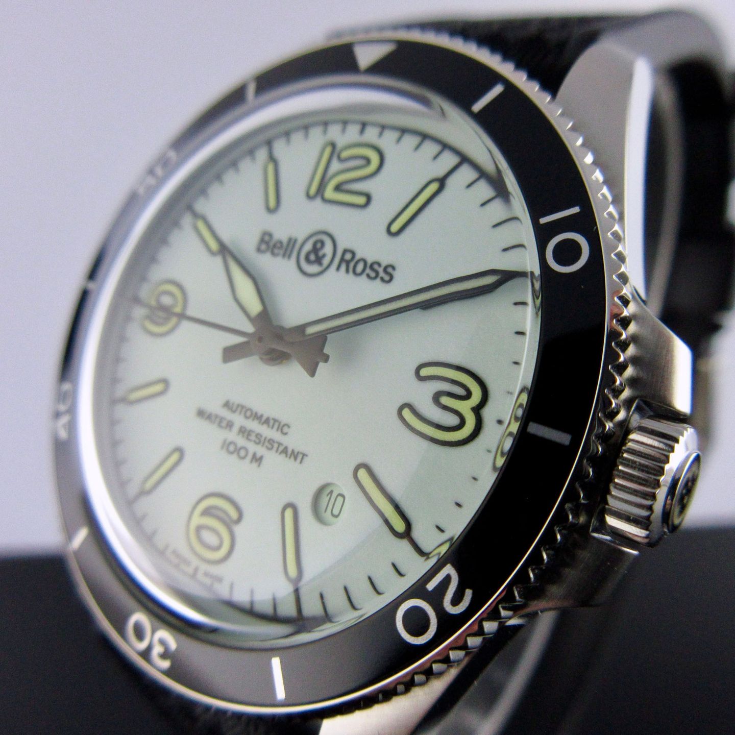 Bell & Ross BR V2 BRV292-LUM-ST/SRB (2024) - Green dial 42 mm Steel case (4/8)