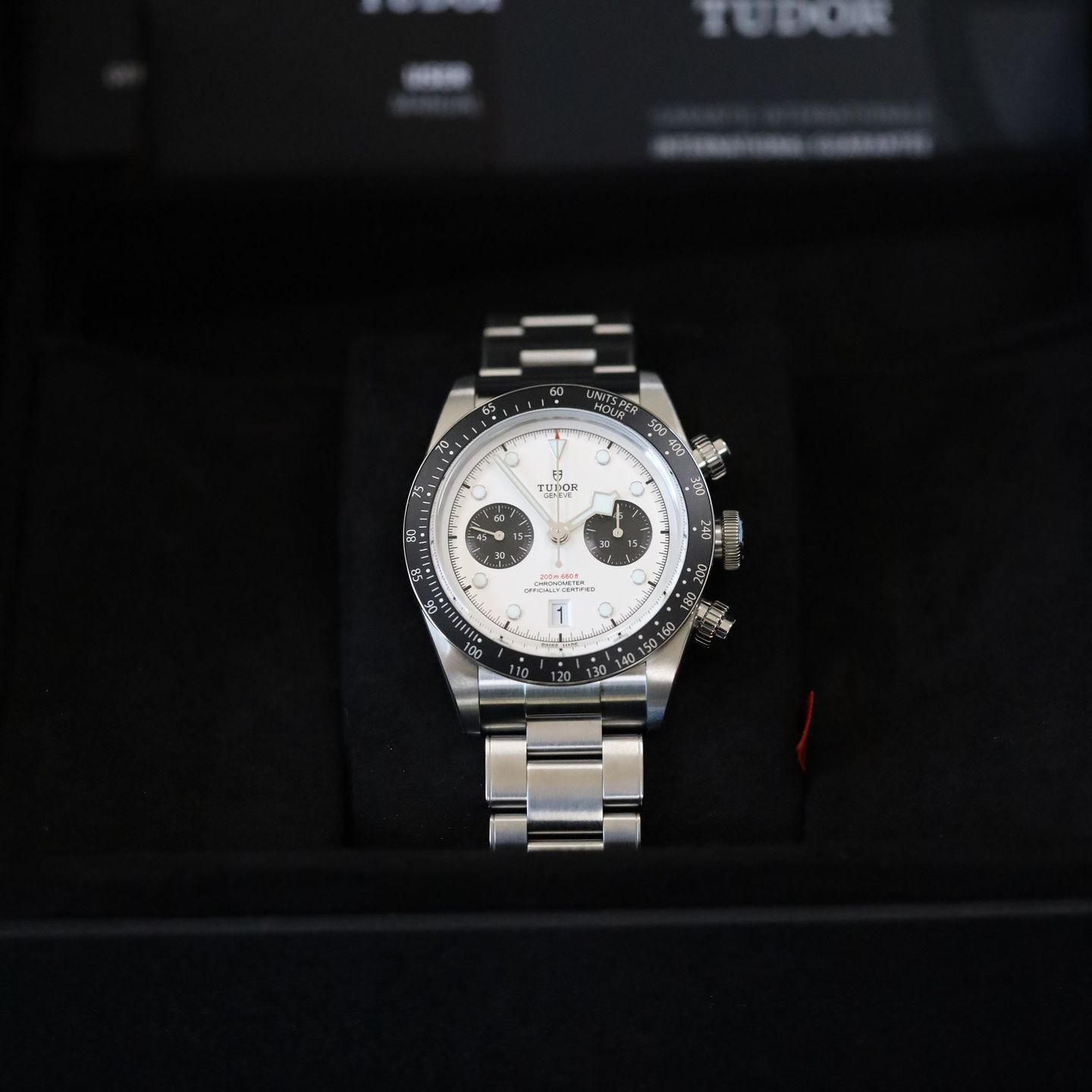 Tudor Black Bay Chrono 79360N (Unknown (random serial)) - White dial 41 mm Steel case (3/4)