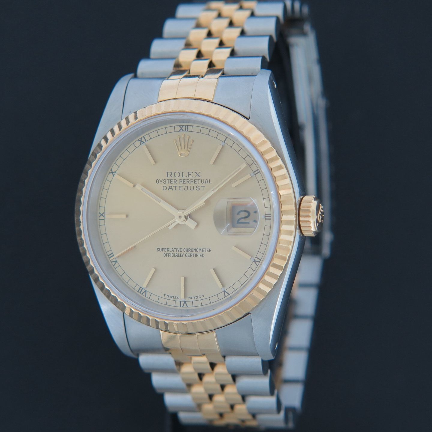 Rolex Datejust 36 116233 (1993) - 36 mm Gold/Steel case (1/4)
